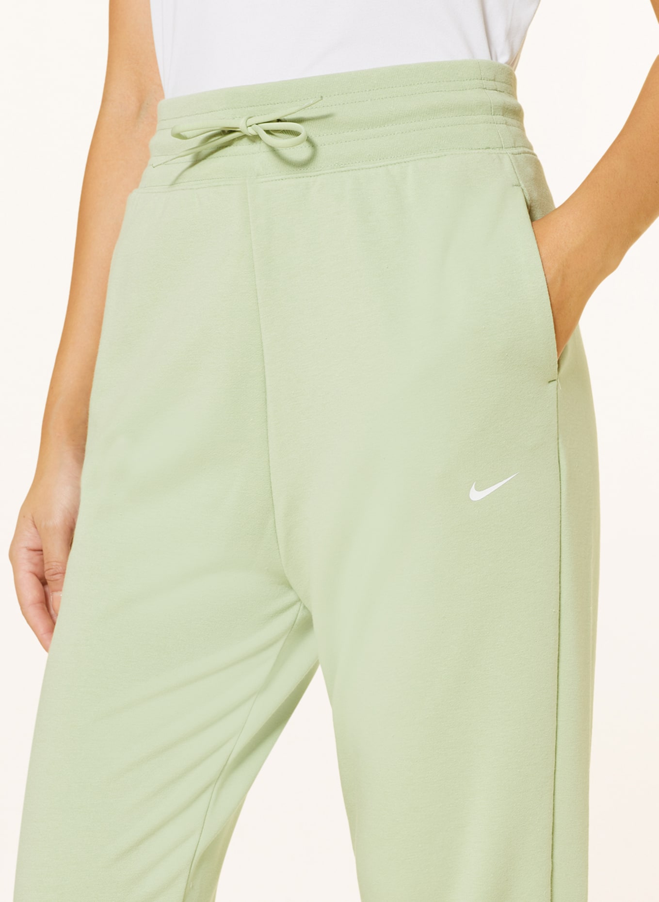 Nike Spodnie dresowe 7/8 DRI-FIT ONE, Kolor: JASNOZIELONY (Obrazek 5)