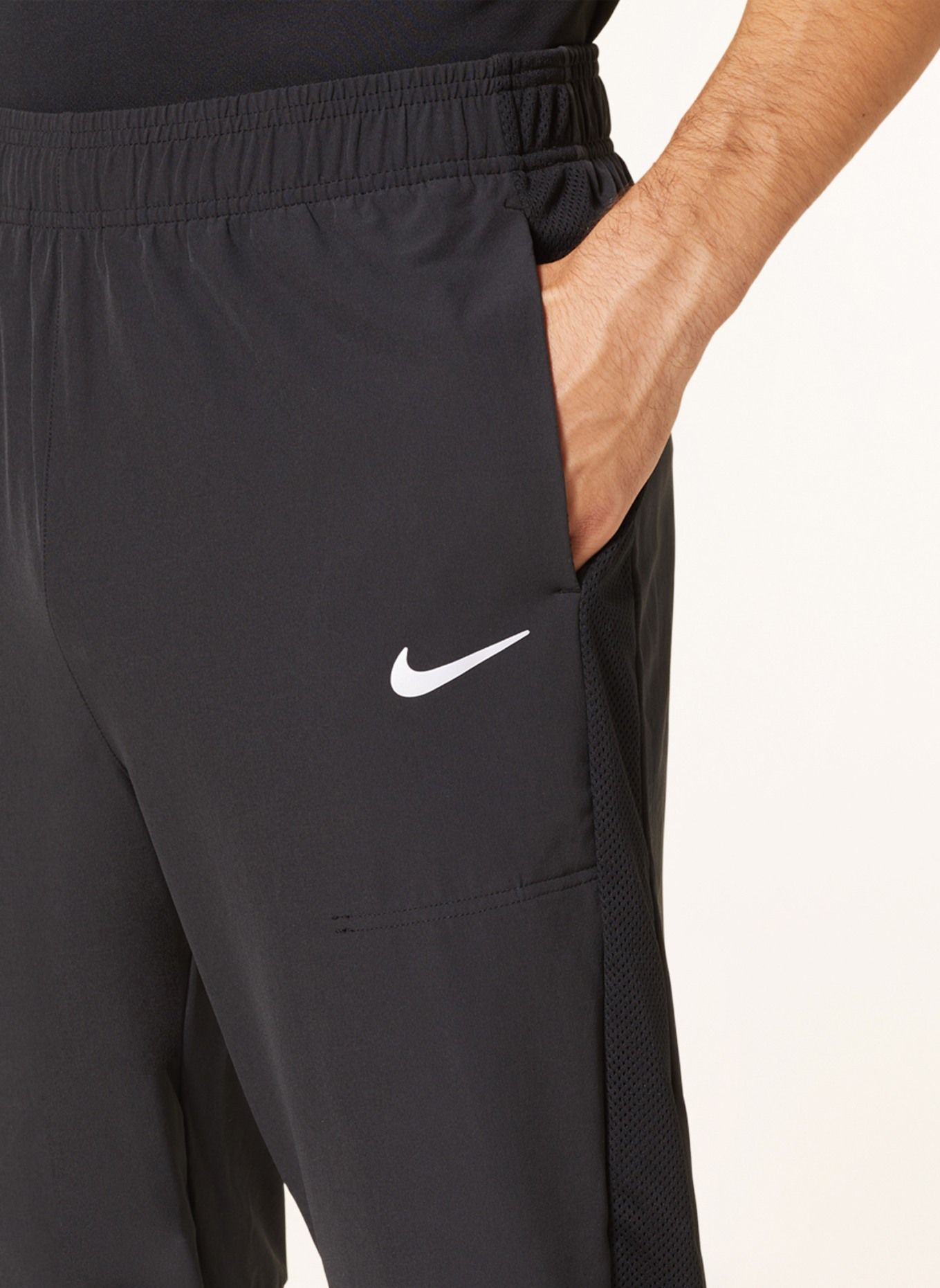 Nike Tennishose COURT ATVANTAGE mit Mesh, Farbe: SCHWARZ (Bild 6)