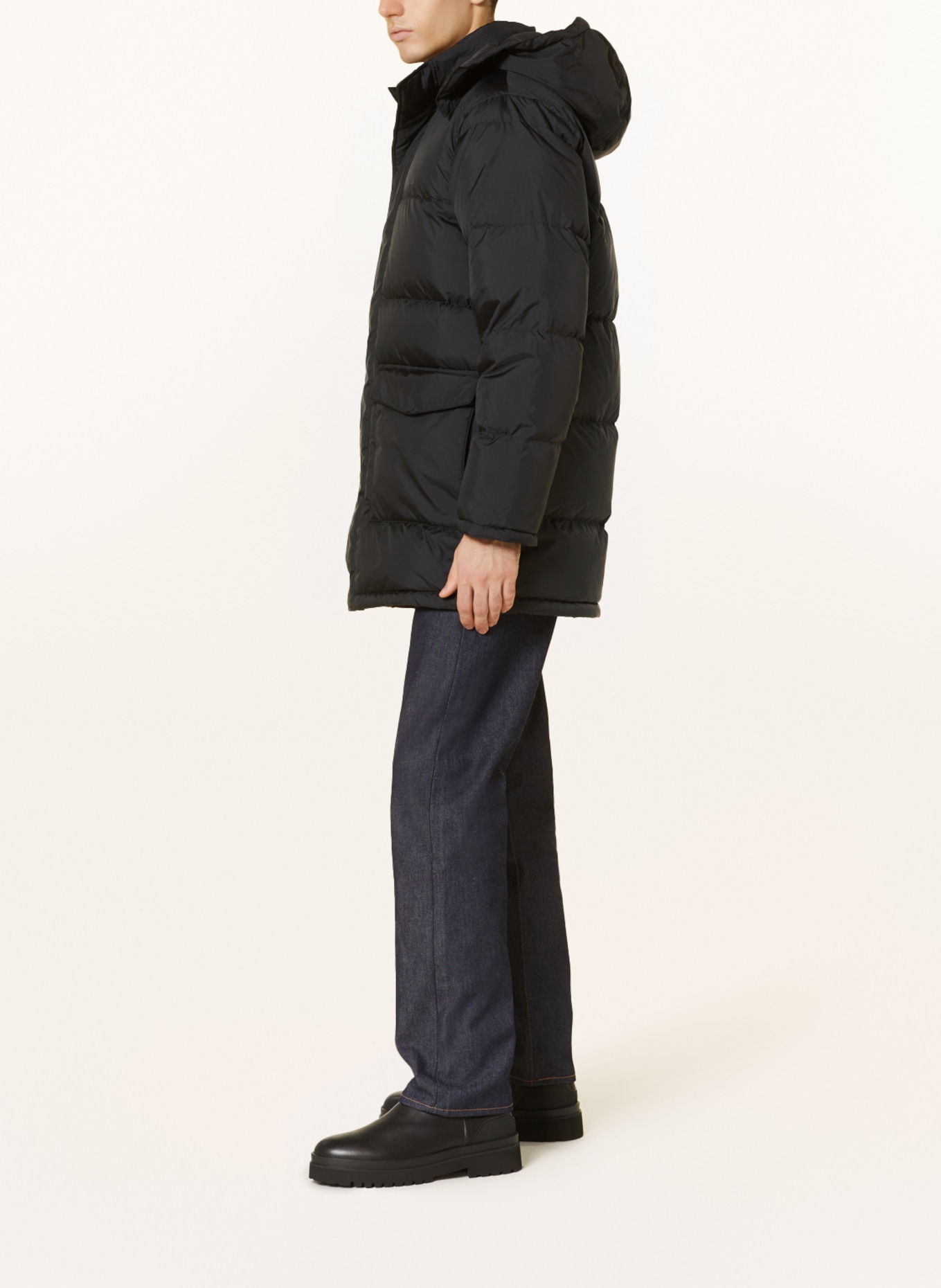 Levi's® Péřový kabát LAUREL s odnímatelnou kapucí, Barva: ČERNÁ (Obrázek 4)