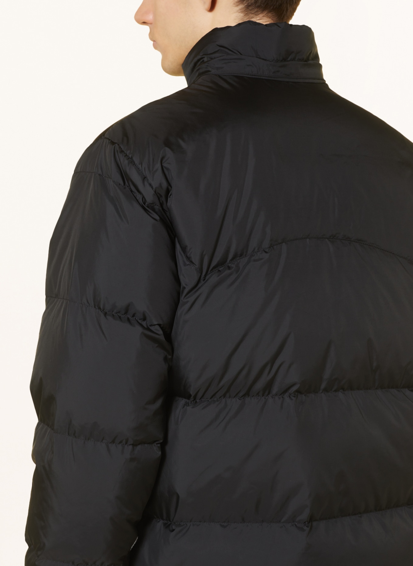 Levi's® Péřový kabát LAUREL s odnímatelnou kapucí, Barva: ČERNÁ (Obrázek 6)