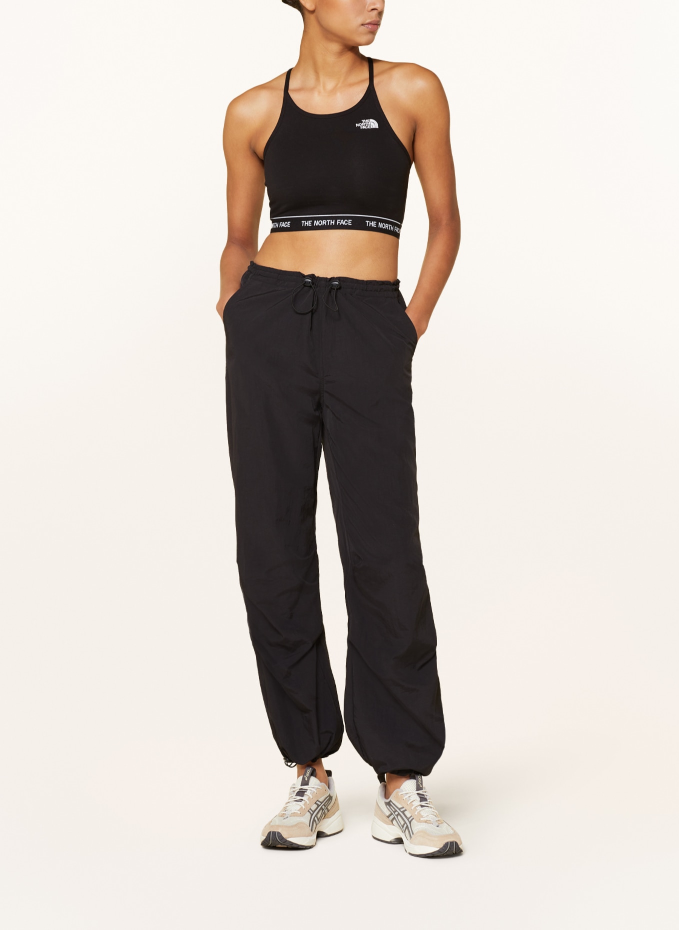 THE NORTH FACE Cropped top made of jersey, Color: BLACK (Image 2)