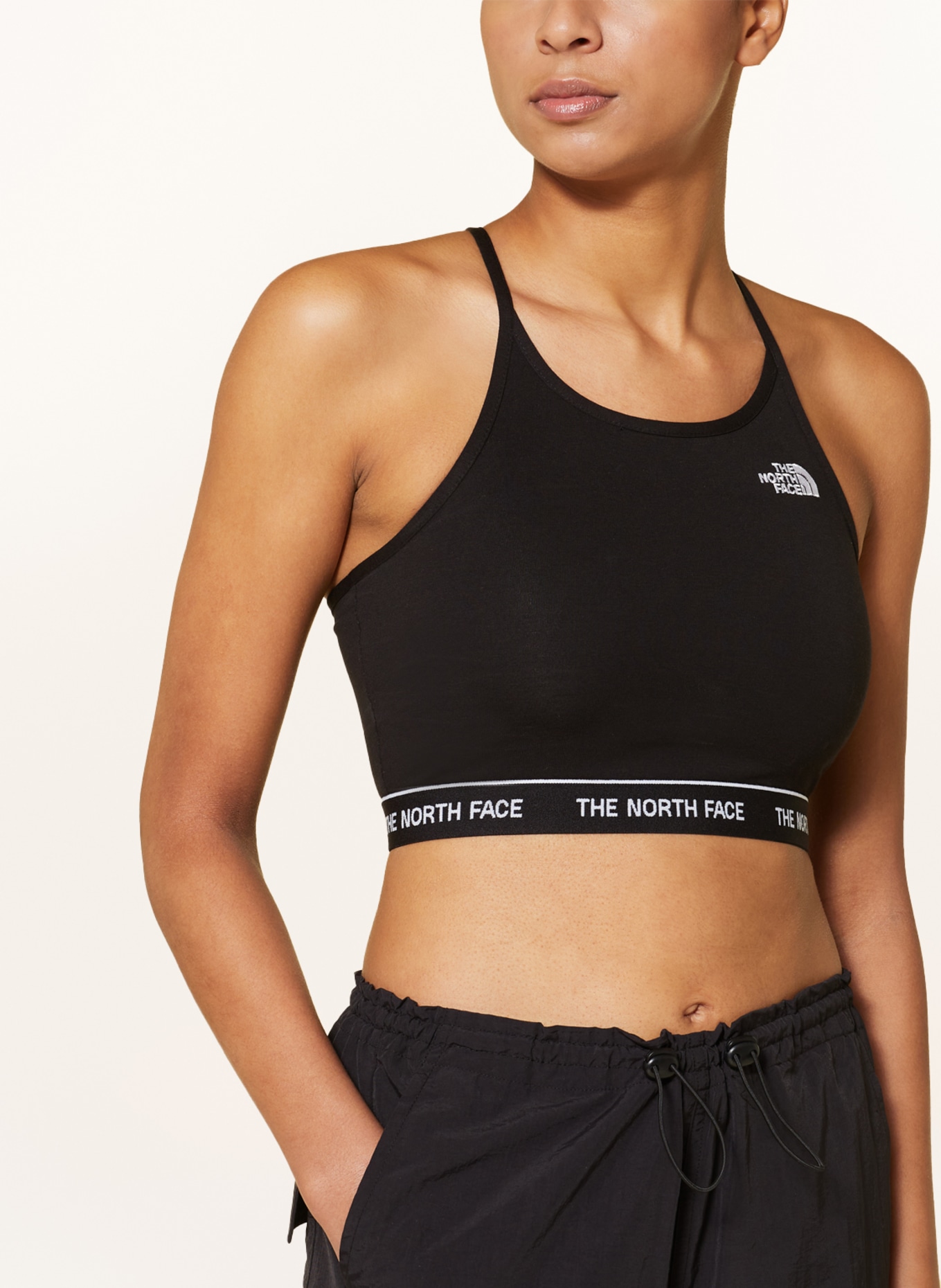 THE NORTH FACE Cropped top made of jersey, Color: BLACK (Image 4)
