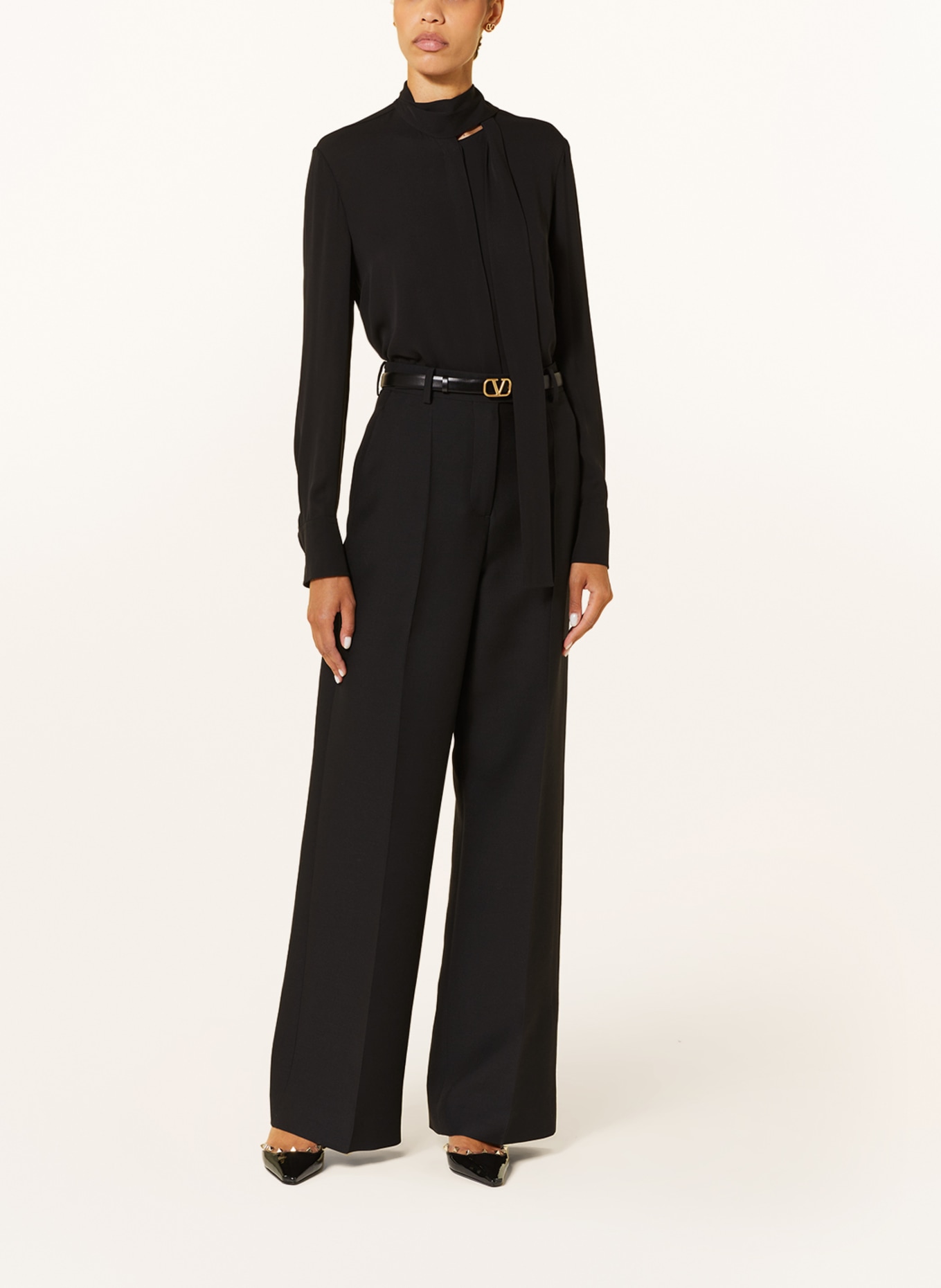 VALENTINO Bow-tie blouse in silk, Color: BLACK (Image 2)