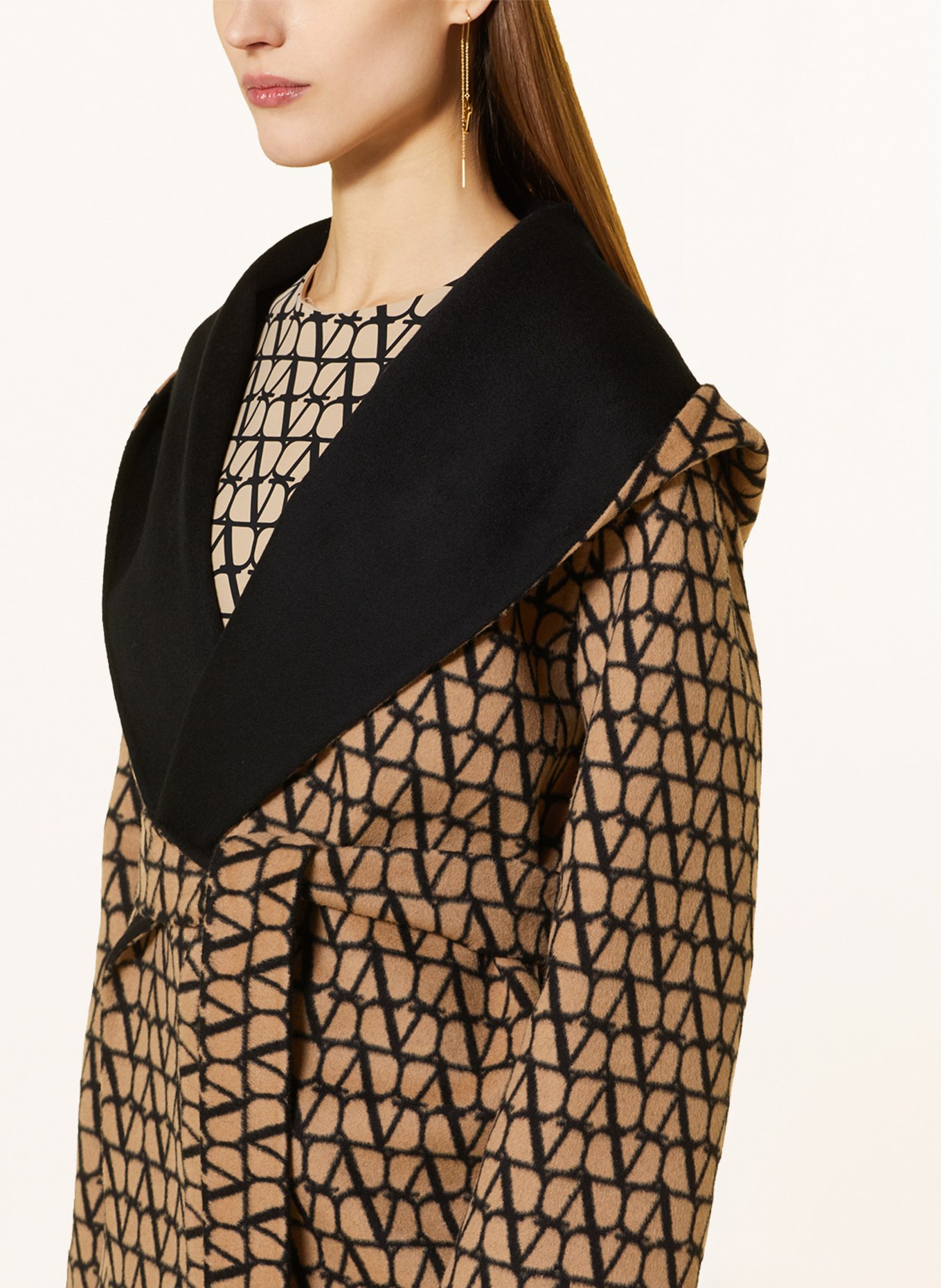 VALENTINO Reversible wool coat, Color: BLACK/ CAMEL (Image 7)