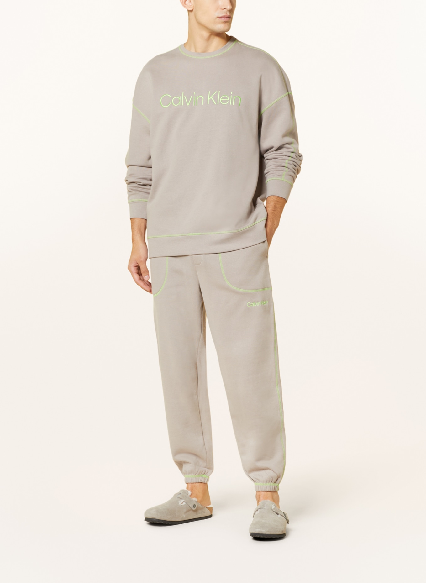 Calvin Klein Pohodlné domácí tričko FUTURE SHIFT, Barva: ŠEDÁ (Obrázek 2)
