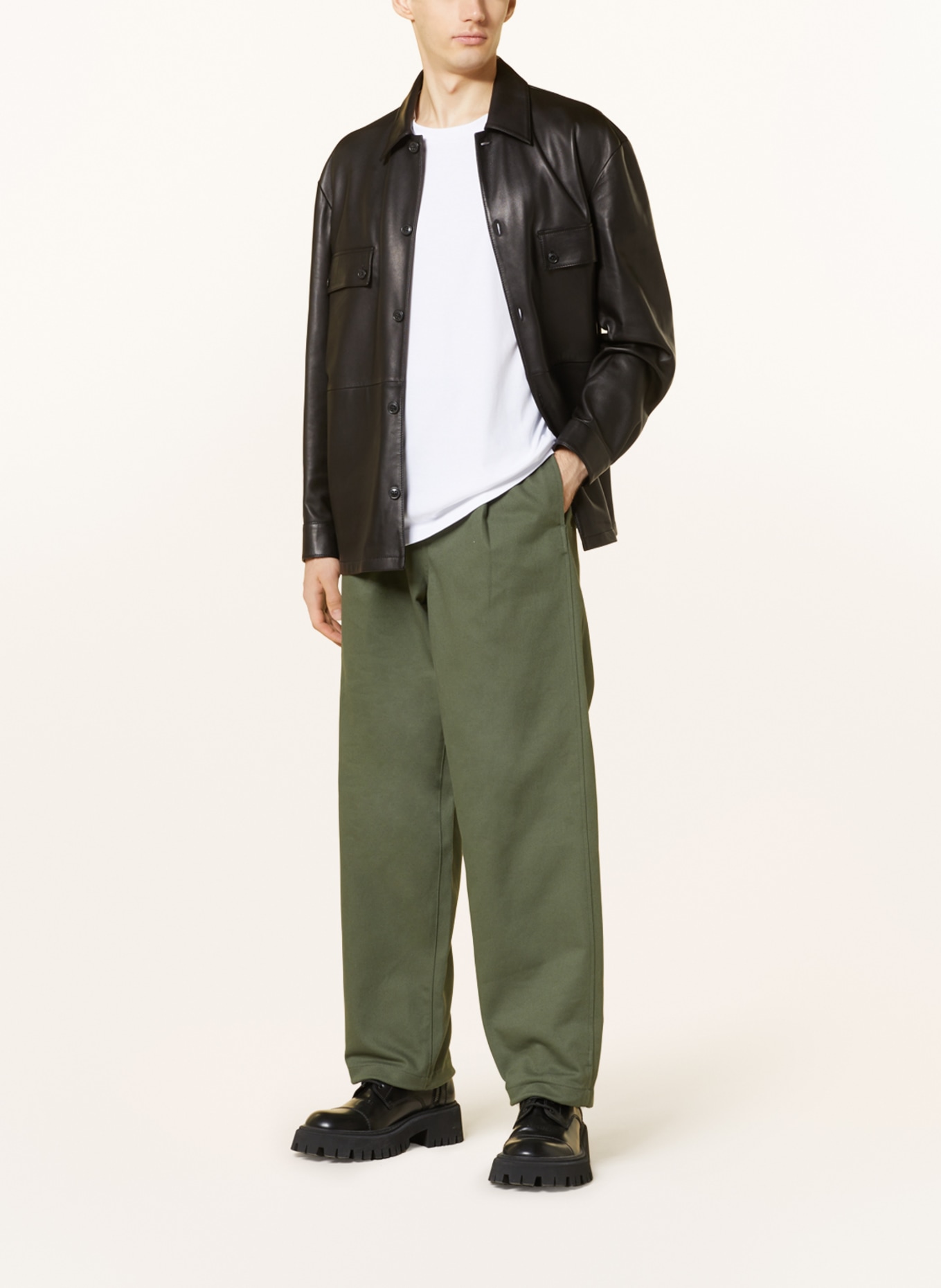 Calvin Klein Jeans Trousers regular fit, Color: OLIVE (Image 2)