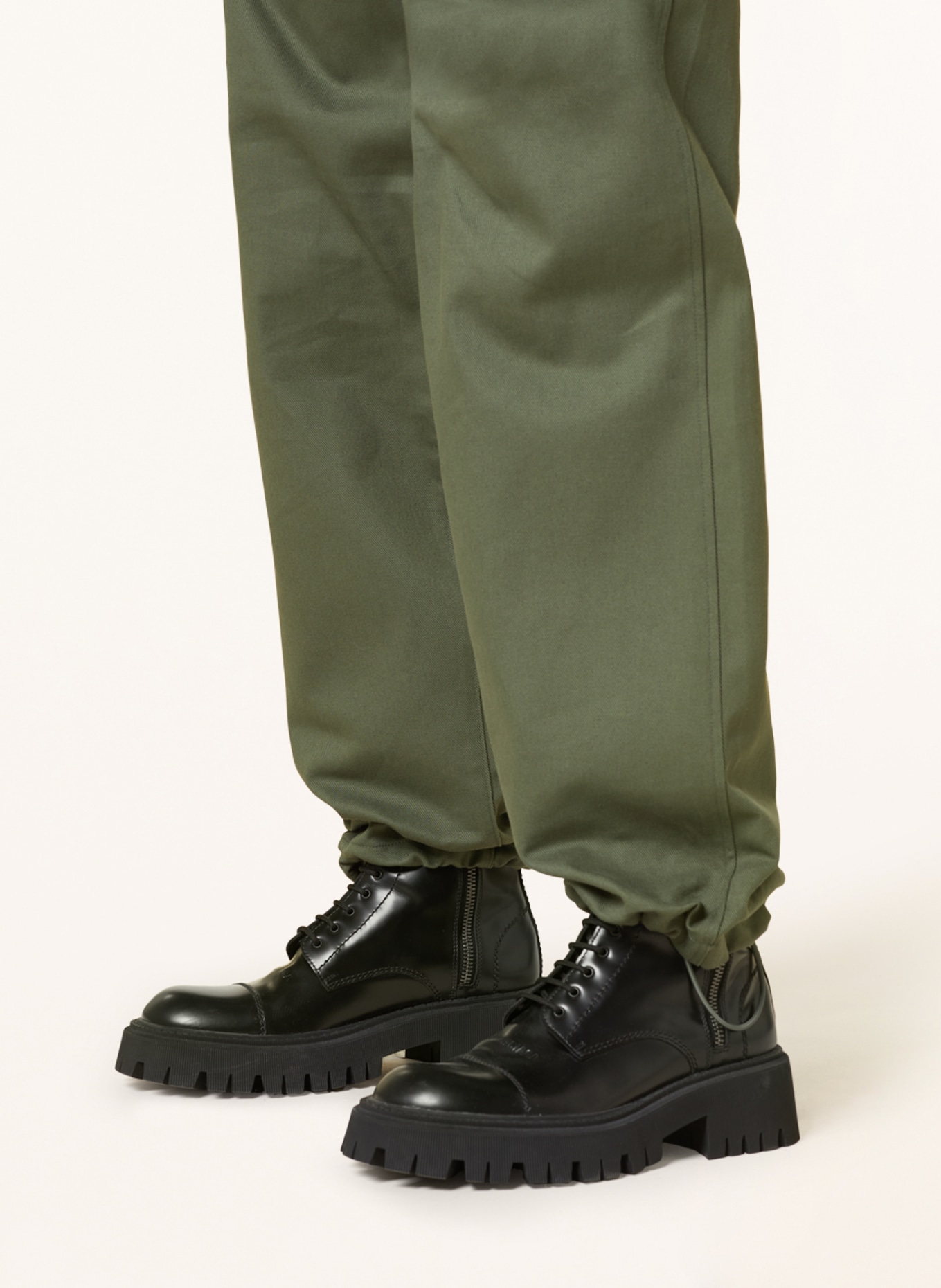 Calvin Klein Jeans Hose Regular Fit, Farbe: OLIV (Bild 5)