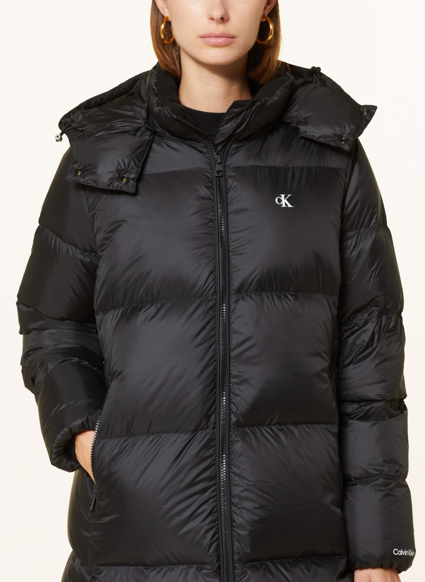 Calvin Klein Jeans Péřový kabát s odnímatelnou kapucí, Barva: ČERNÁ (Obrázek 5)