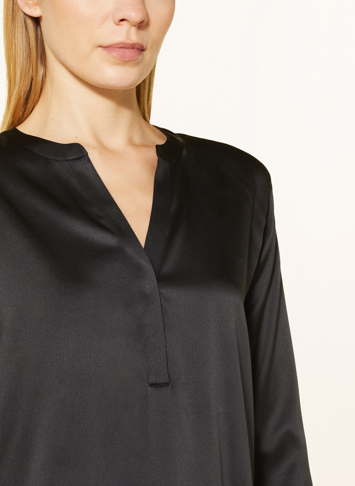 HERZEN'S ANGELEGENHEIT Shirt blouse in silk: BLACK