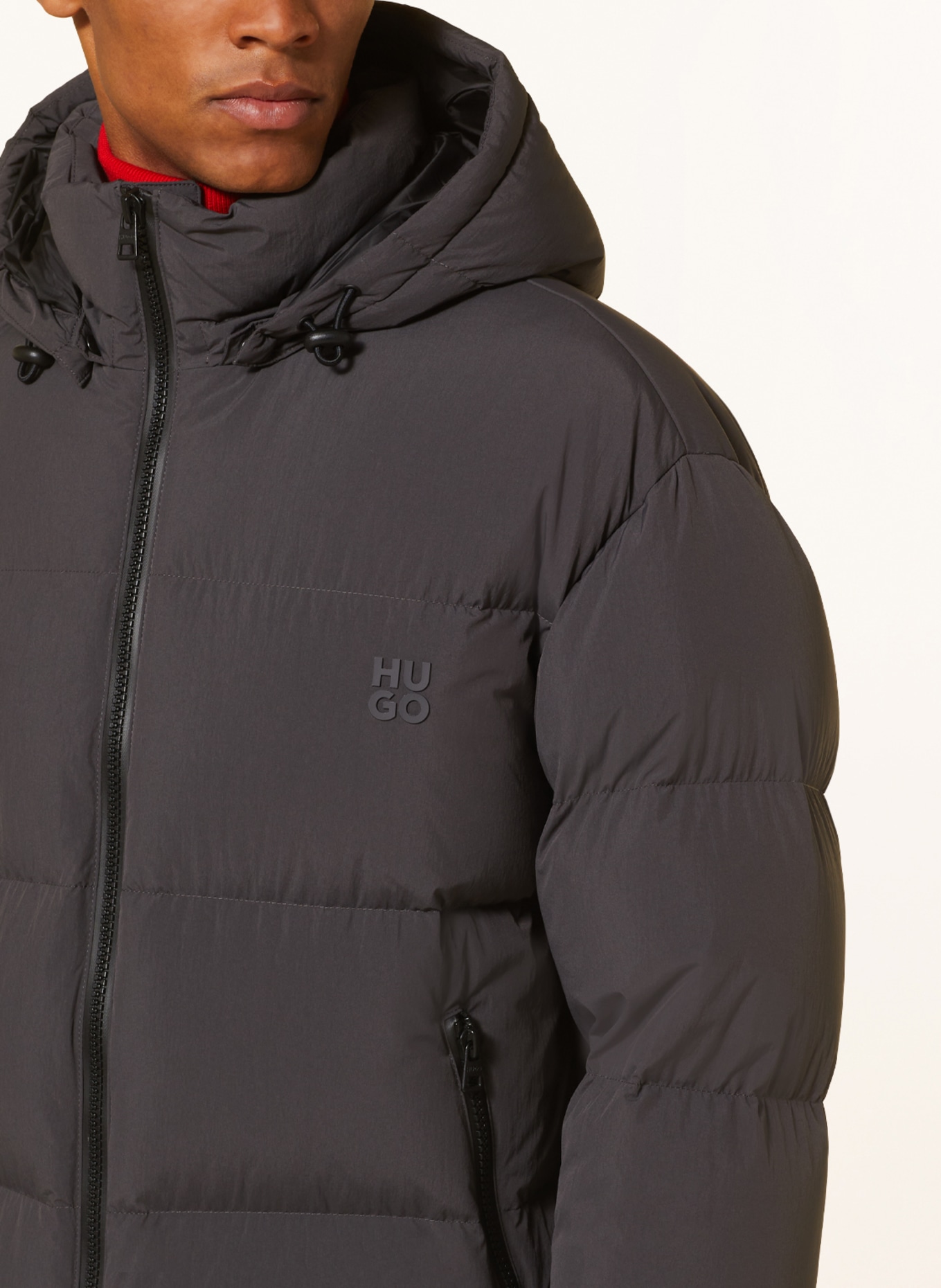 HUGO Péřová bunda BIRONTO s odnímatelnou kapucí, Barva: TMAVĚ ŠEDÁ (Obrázek 5)