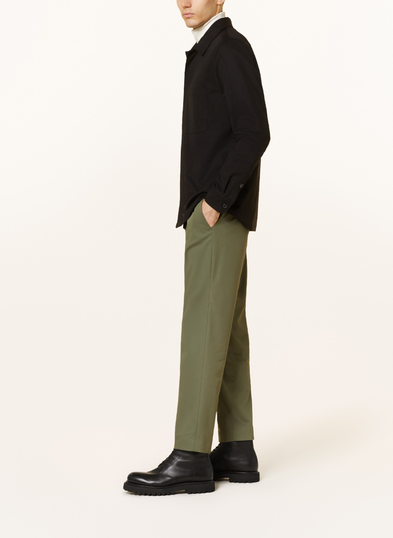 Calvin Klein Pants in jogger style, Color: DARK GREEN (Image 4)