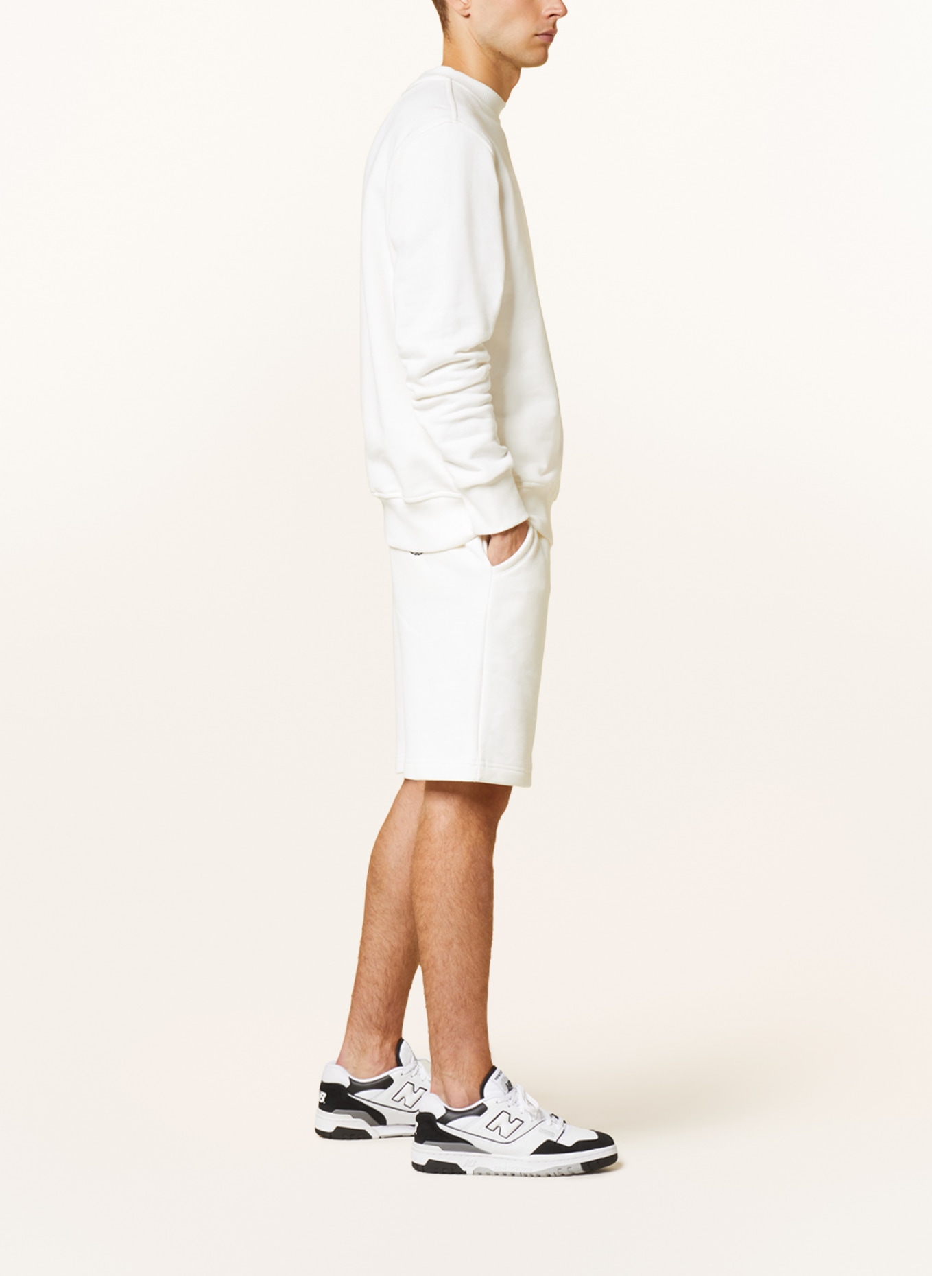 CARLO COLUCCI Sweat shorts, Color: CREAM (Image 4)