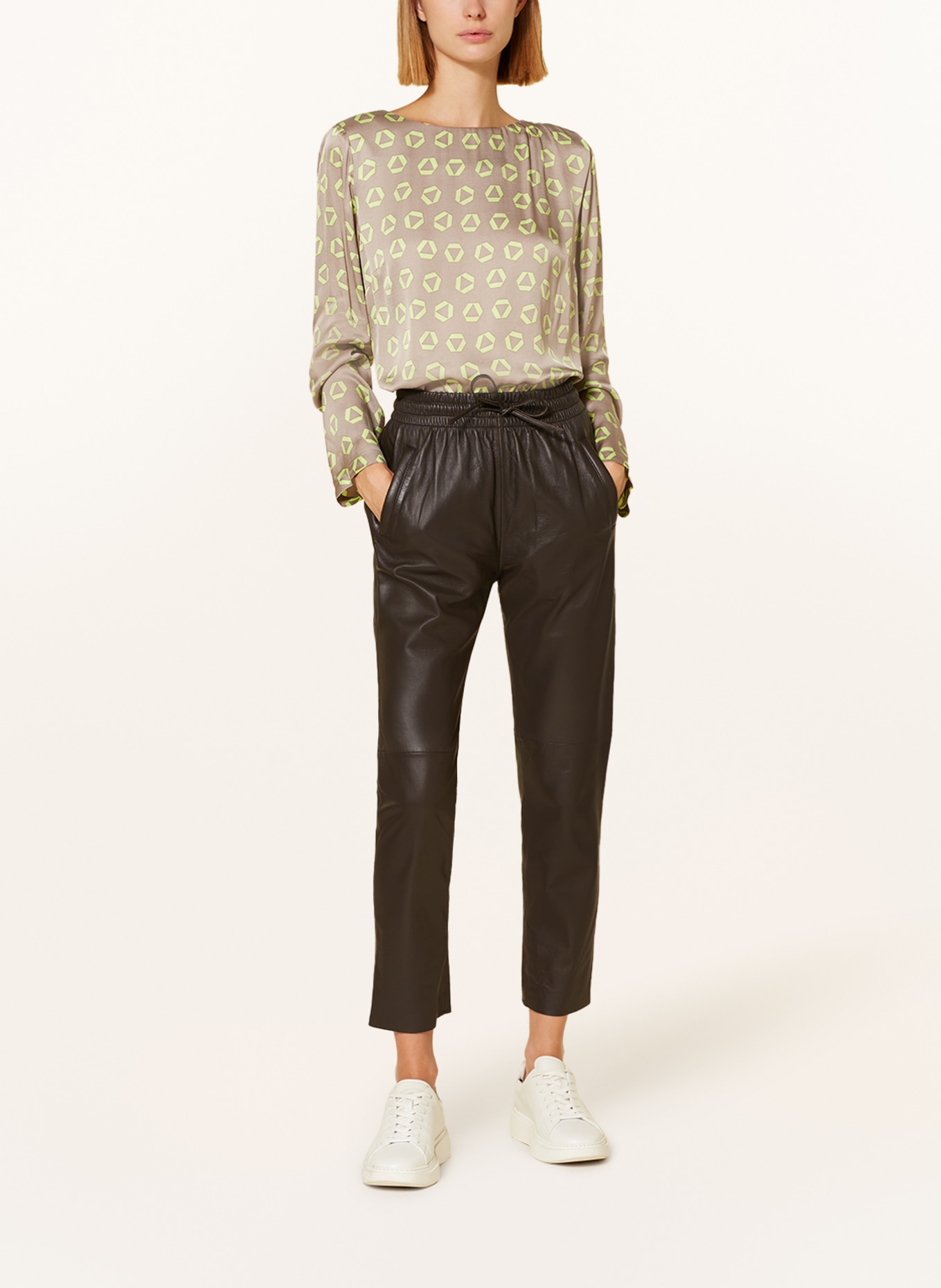ELENA MIRO Shirt blouse in satin, Color: TAUPE/ LIGHT GREEN (Image 2)