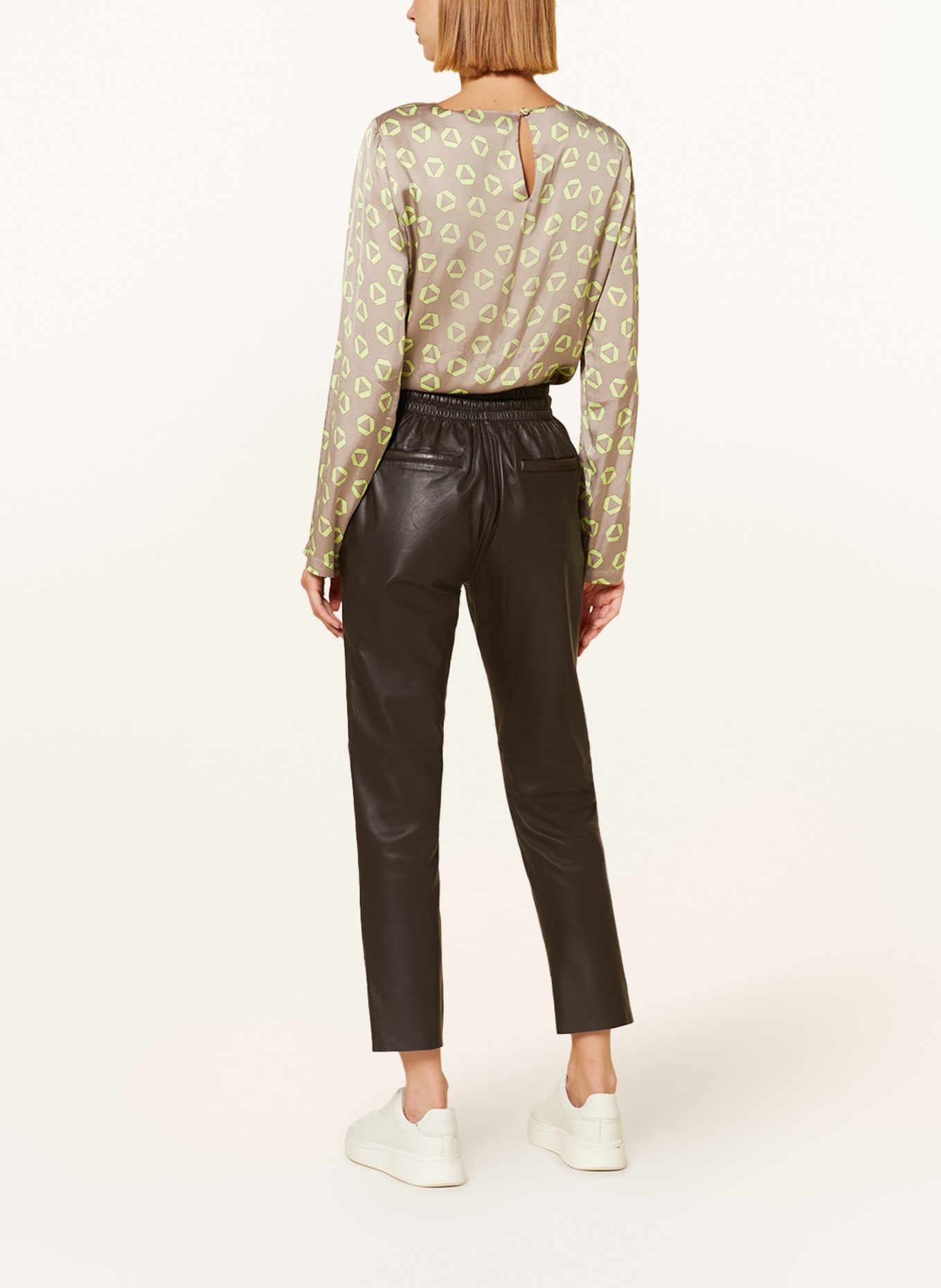 ELENA MIRO Shirt blouse in satin, Color: TAUPE/ LIGHT GREEN (Image 3)