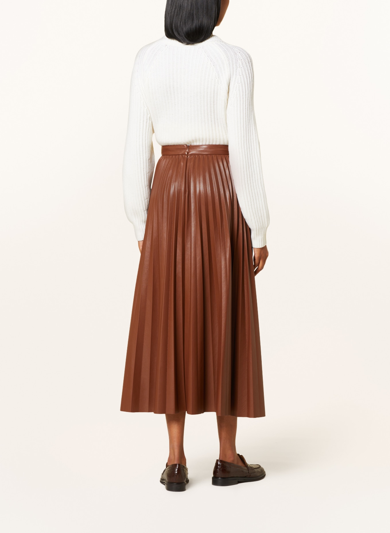 WEEKEND MaxMara Pleated skirt OSIRIDE in leather look, Color: BROWN (Image 3)