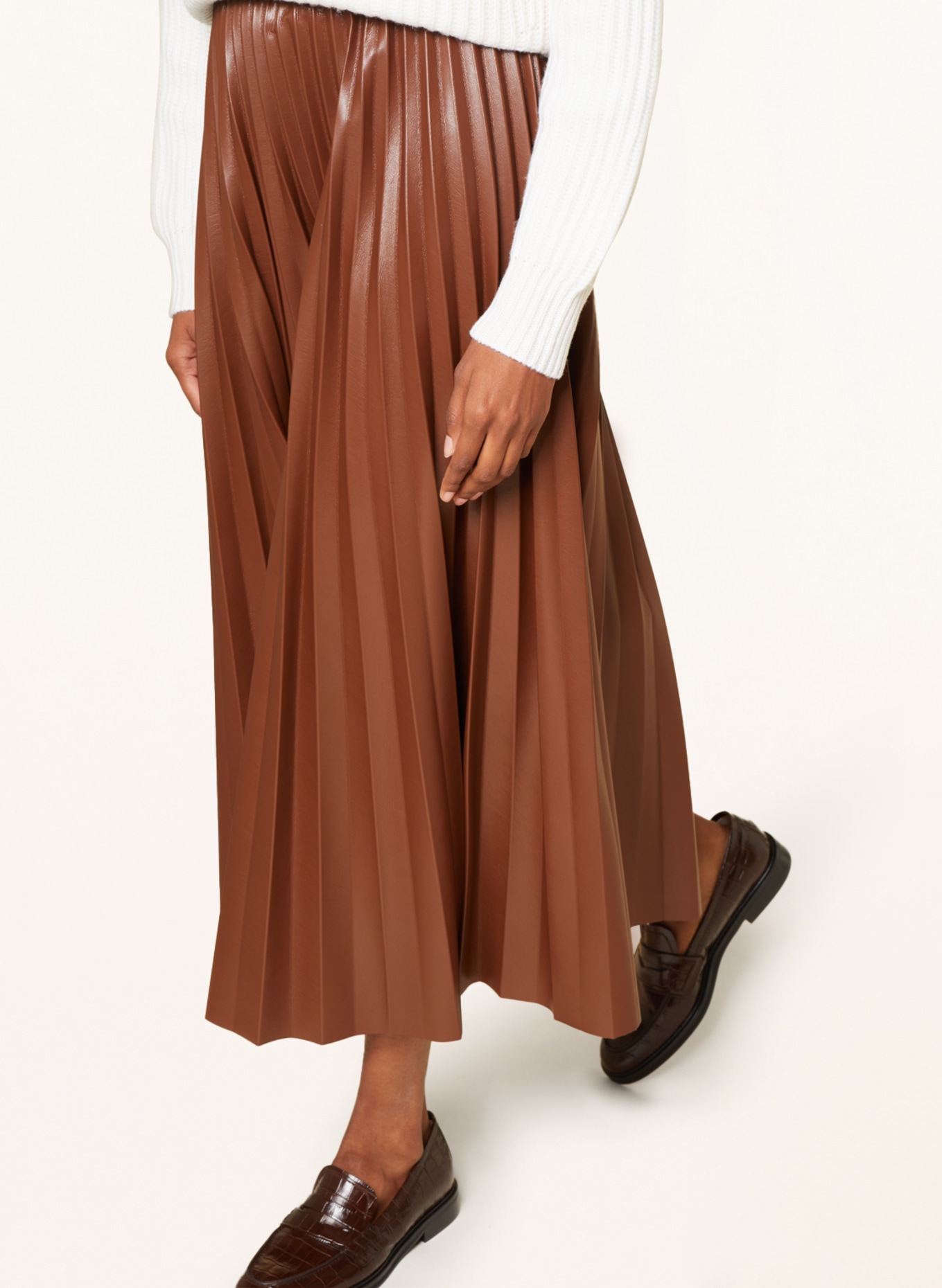 WEEKEND MaxMara Plisovaná sukně OSIRIDE v koženém vzhledu, Barva: HNĚDÁ (Obrázek 4)