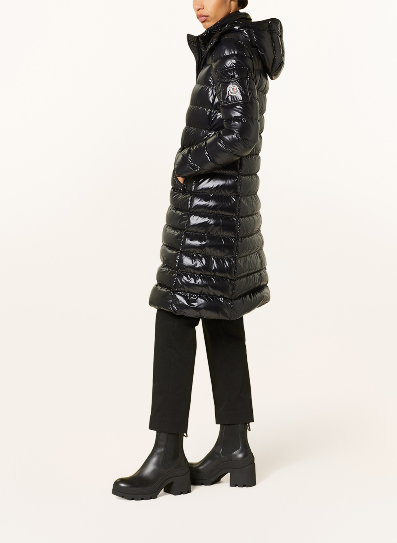 MONCLER Péřový kabát MOKA s odnímatelnou kapucí, Barva: ČERNÁ (Obrázek 4)