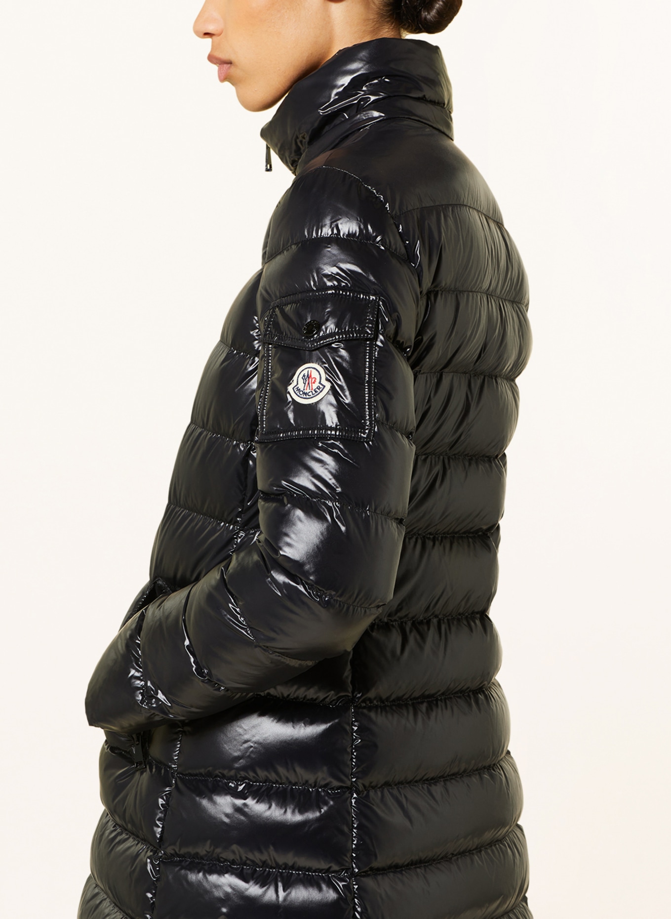 MONCLER Péřový kabát MOKA s odnímatelnou kapucí, Barva: ČERNÁ (Obrázek 6)