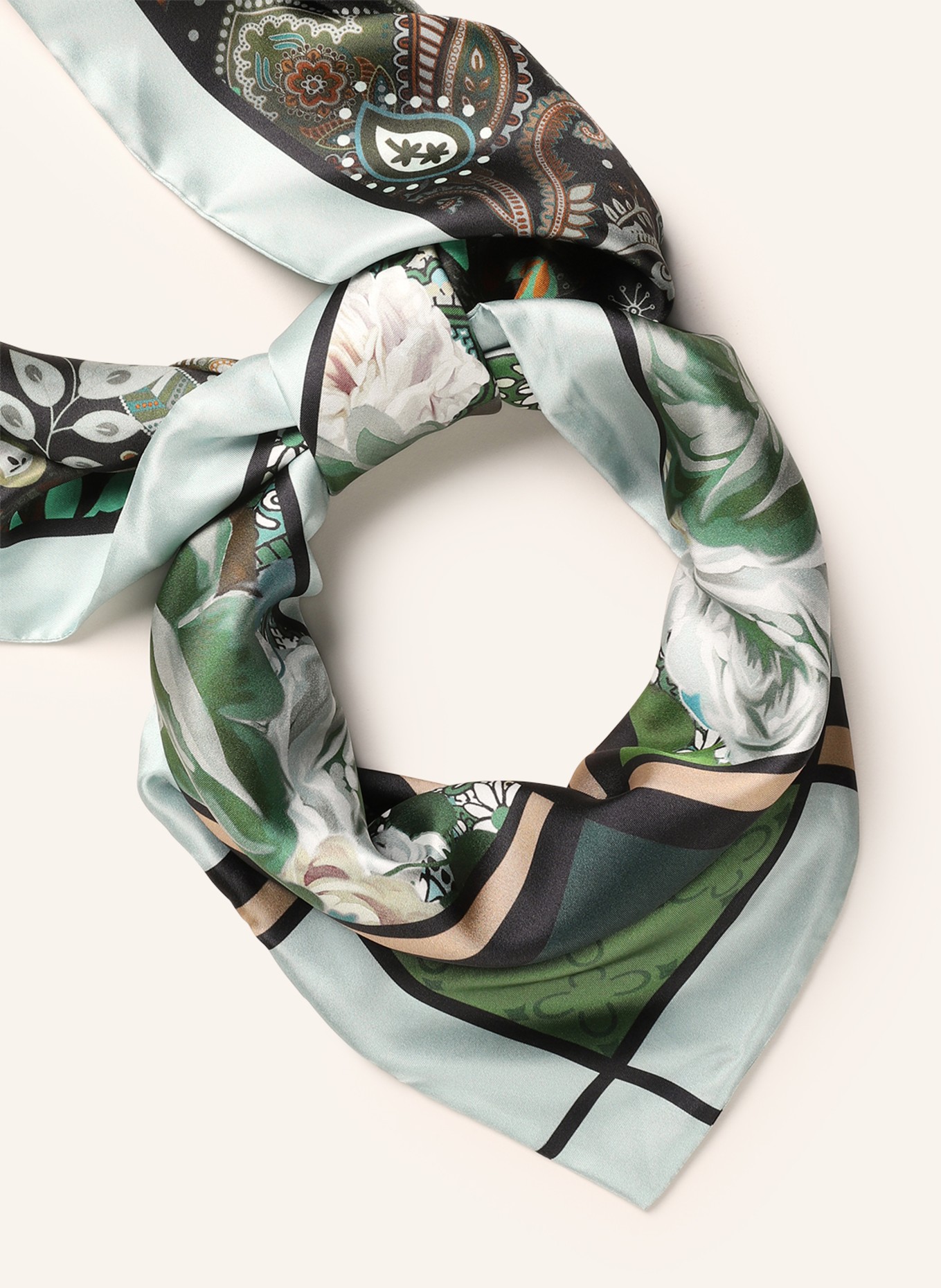 CODELLO Triangular scarf made of silk, Color: GREEN/ DARK GREEN (Image 2)