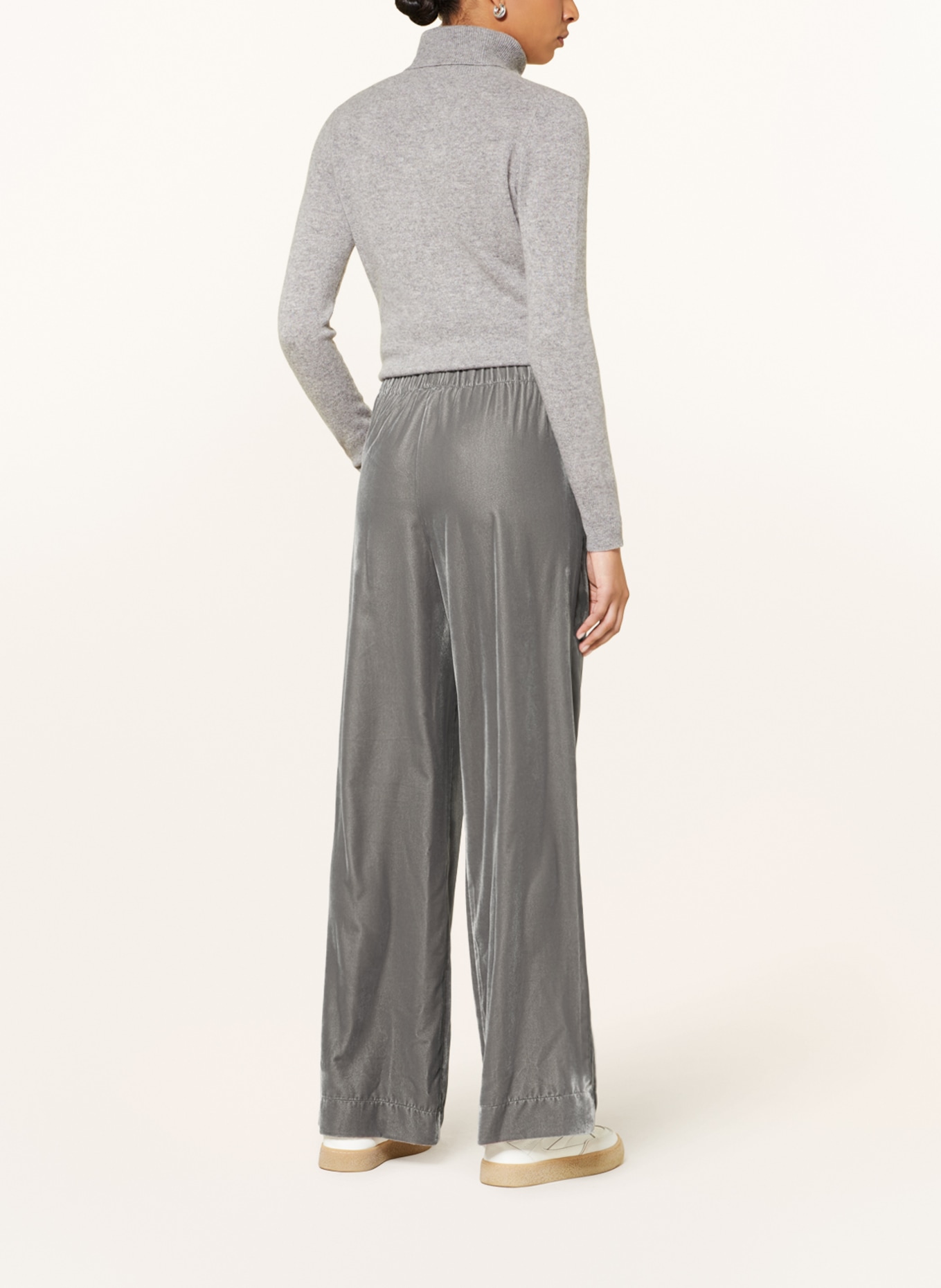 darling harbour Wide leg trousers made of velvet, Color: GRAY (Image 3)