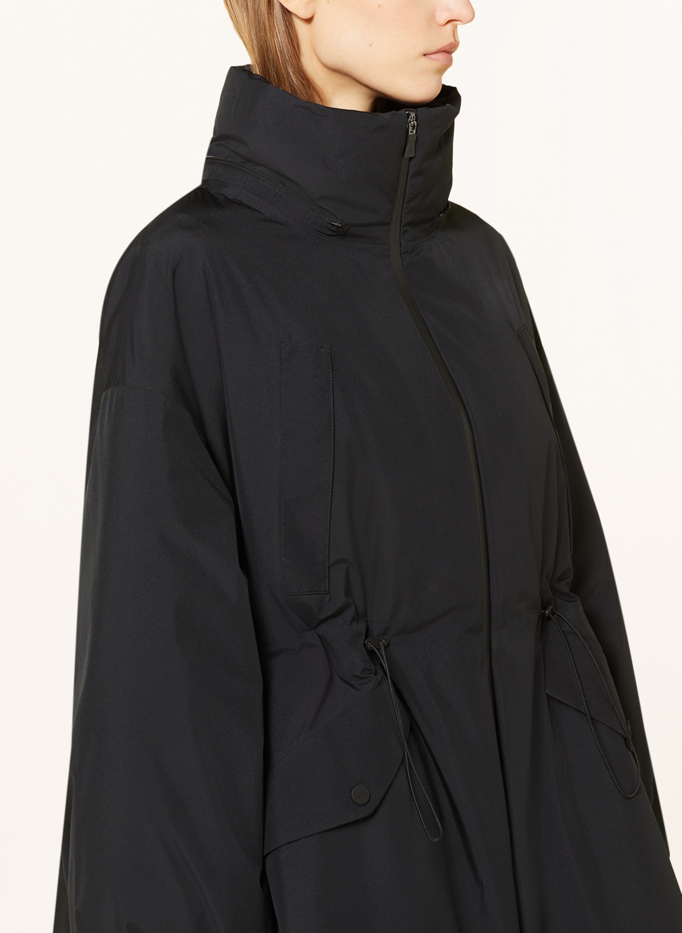 HERNO LAMINAR Péřový kabát s odnímatelnou kapucí, Barva: ČERNÁ (Obrázek 6)