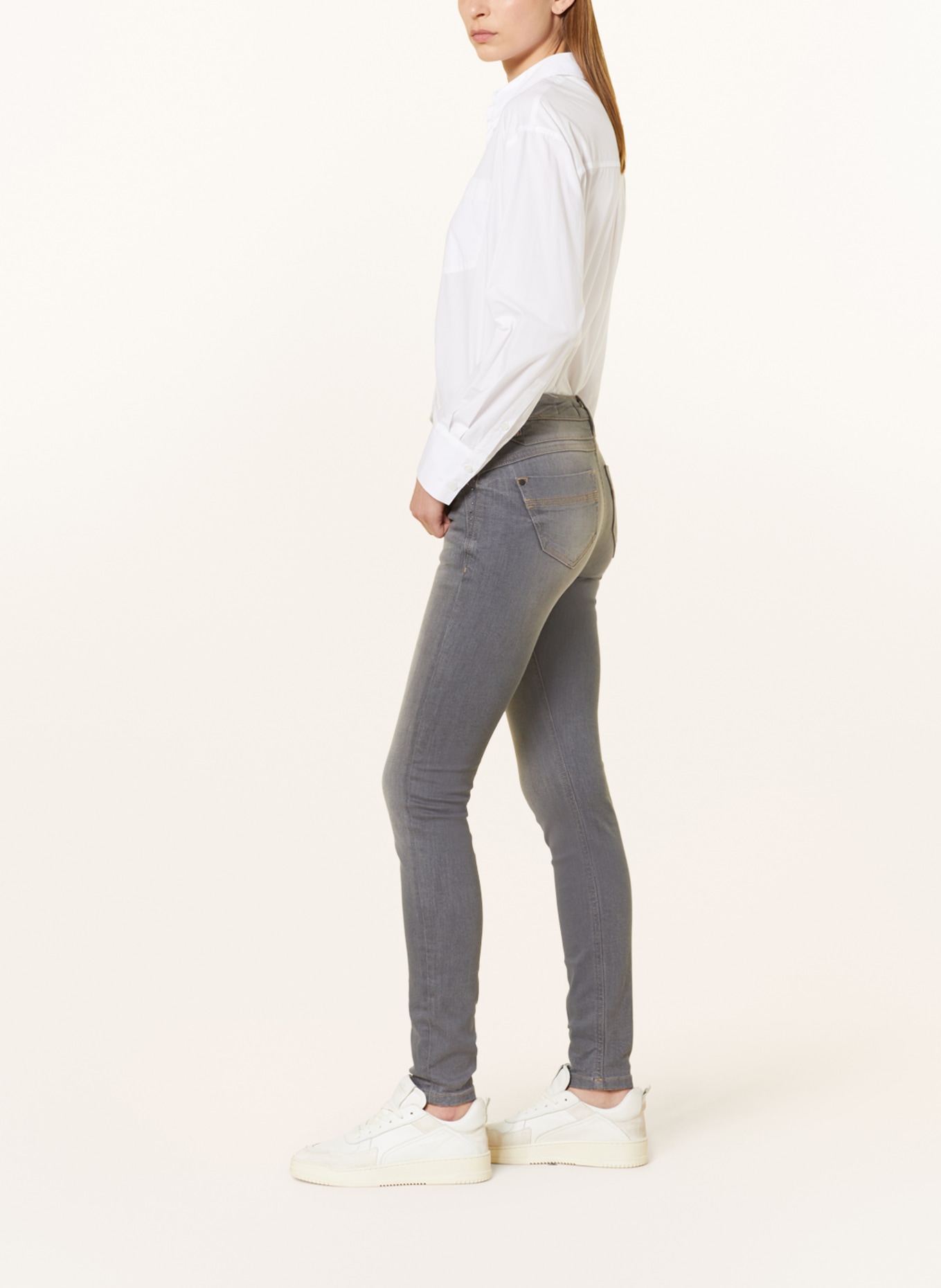 GANG Skinny Jeans NELE mit Schmucksteinen, Farbe: 7996 stared grey washed (Bild 4)