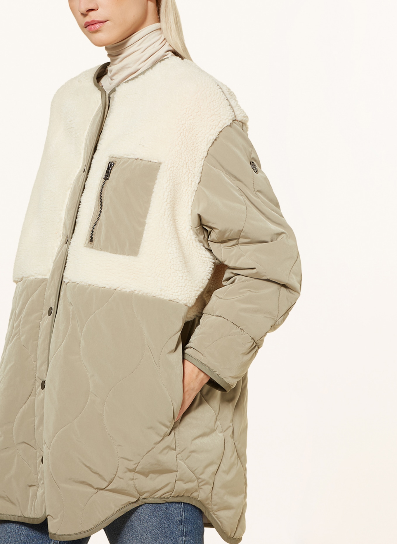 BLONDE No.8 Quilted jacket with detachable hood and teddy, Color: LIGHT GREEN/ ECRU (Image 7)