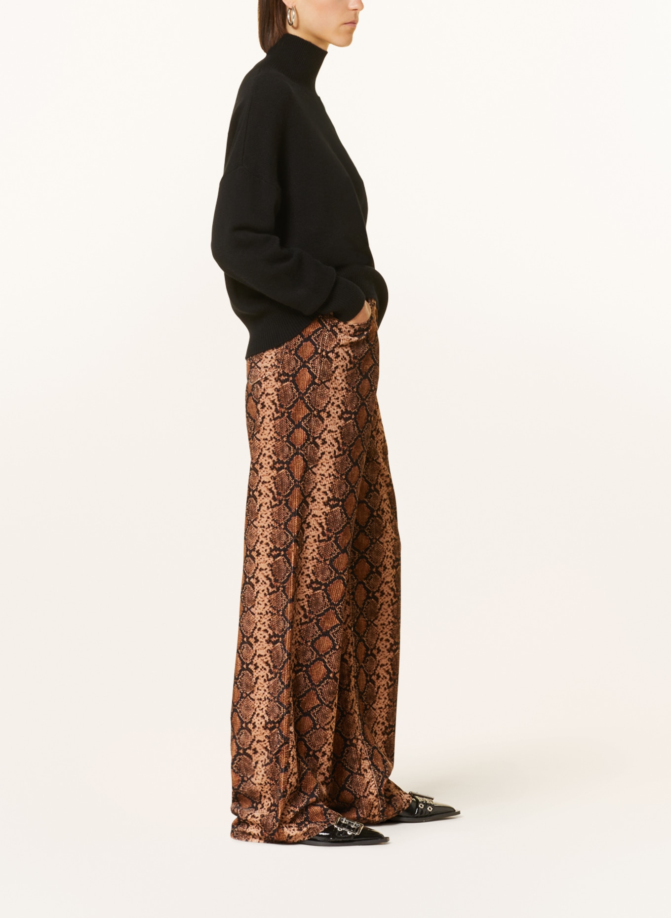 PINKO Wide leg trousers PINGU made of corduroy, Color: BROWN/ DARK BROWN/ LIGHT BROWN (Image 4)