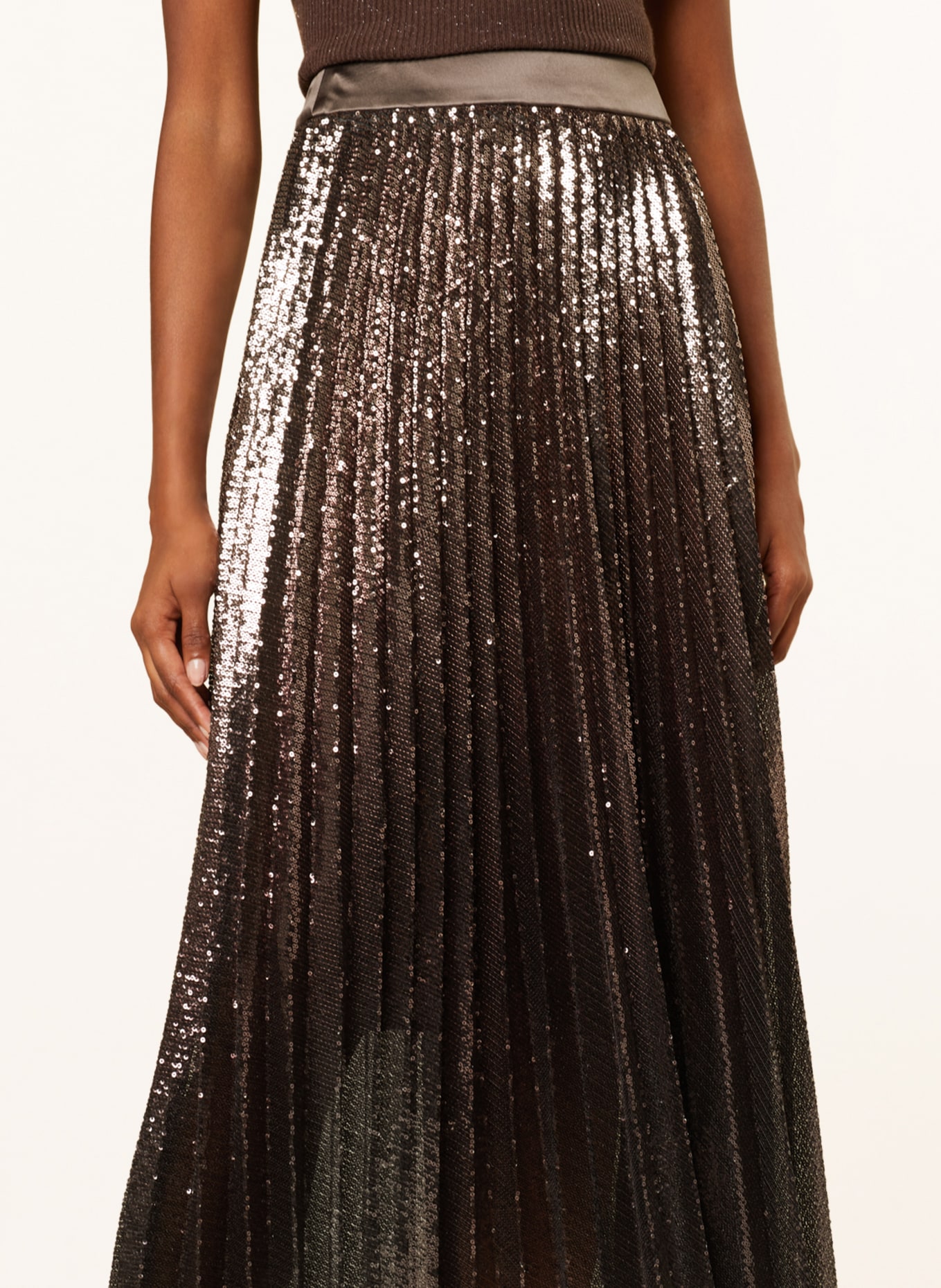 PESERICO Pleated skirt with sequins, Color: DARK BROWN (Image 4)