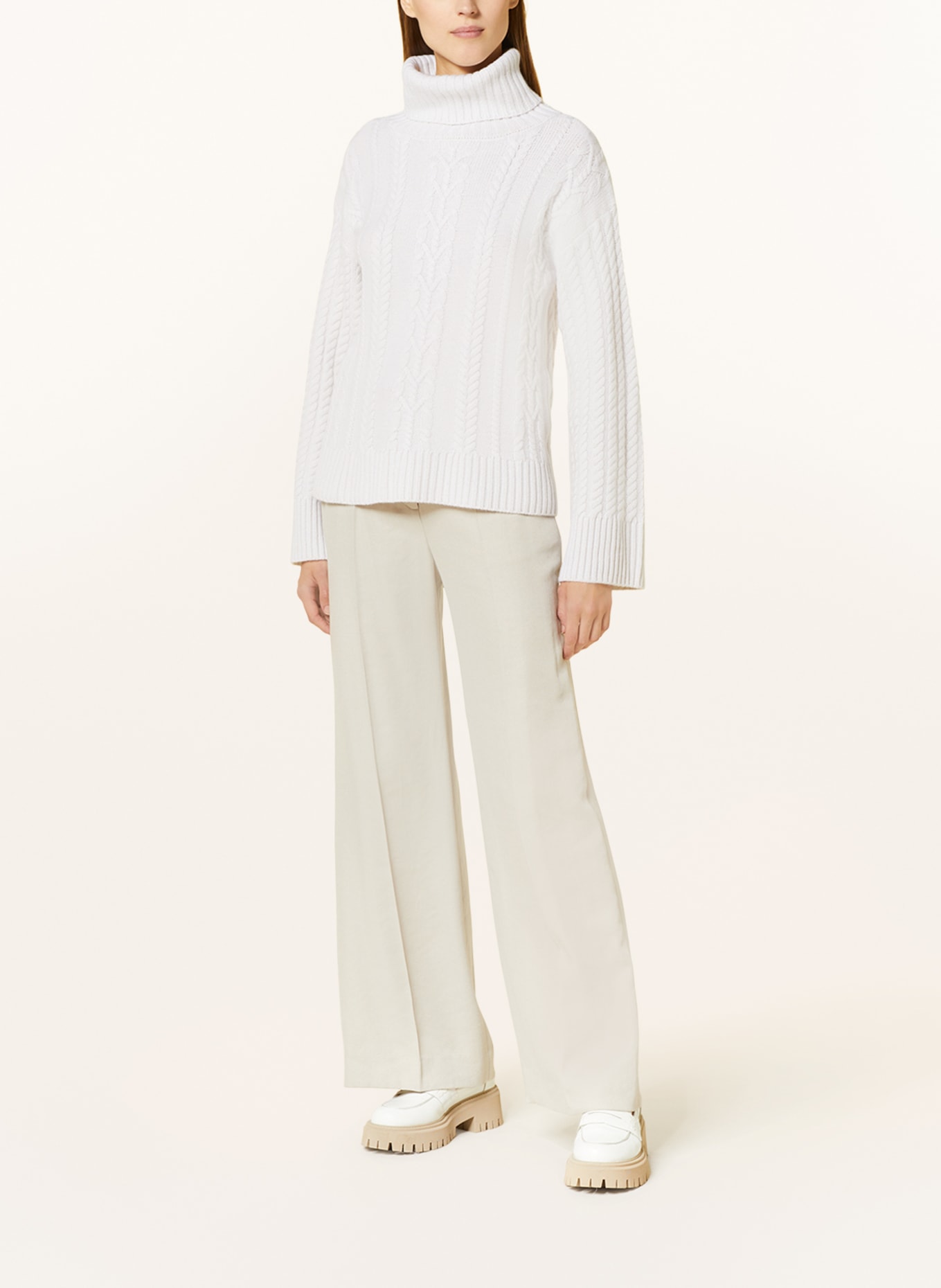 HEMISPHERE Turtleneck sweater in cashmere, Color: WHITE (Image 2)