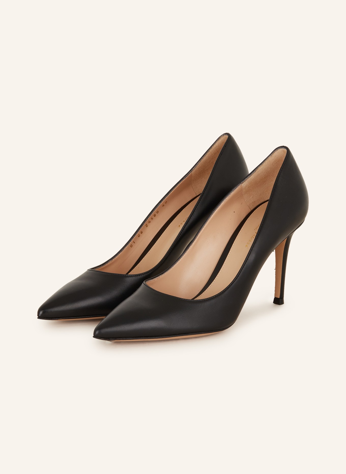 Gianvito rossi discount patent pumps