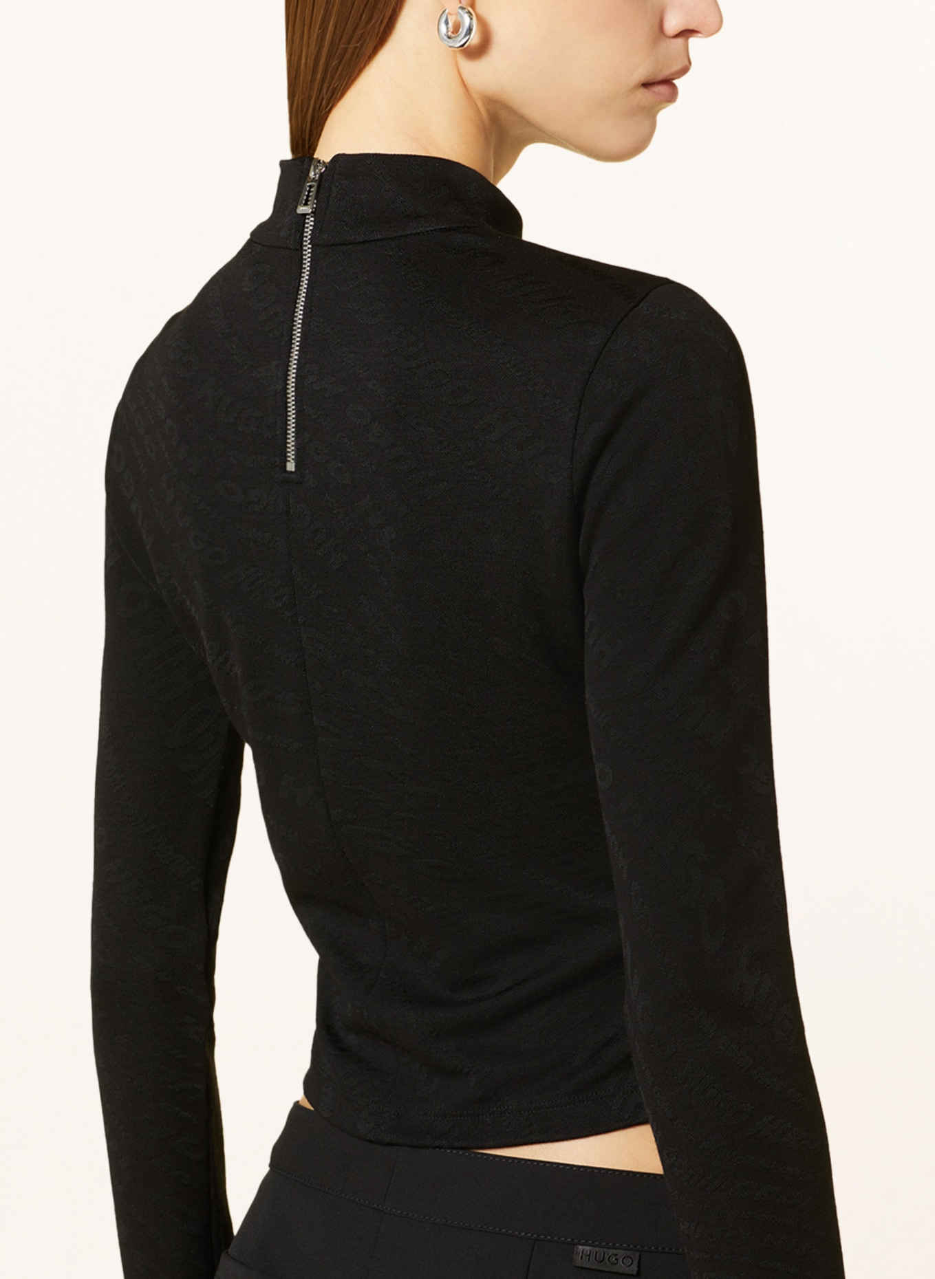 HUGO Cropped long sleeve shirt DARTEMIS, Color: BLACK (Image 4)