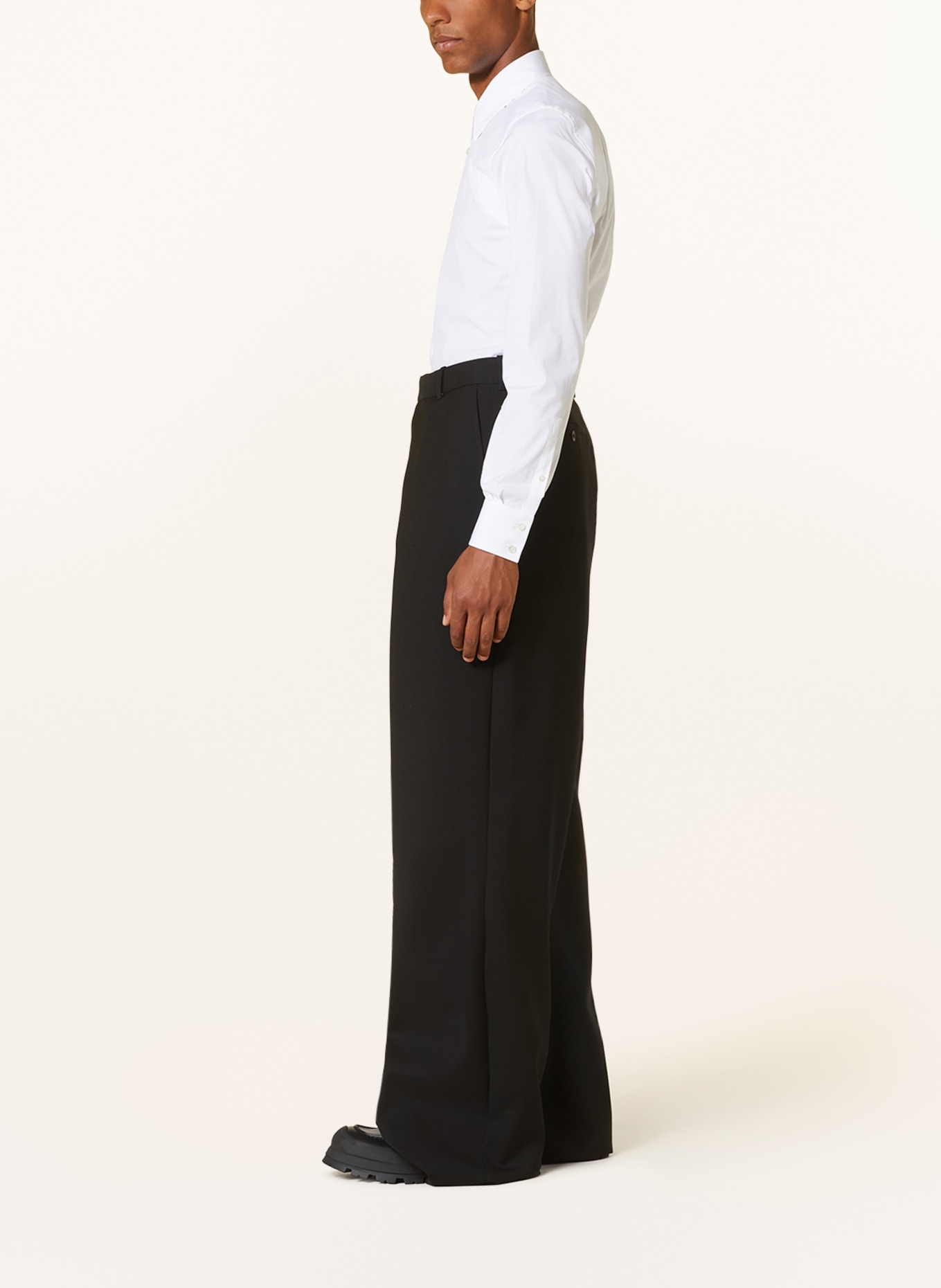 Alexander McQUEEN Trousers loose fit, Color: BLACK (Image 4)