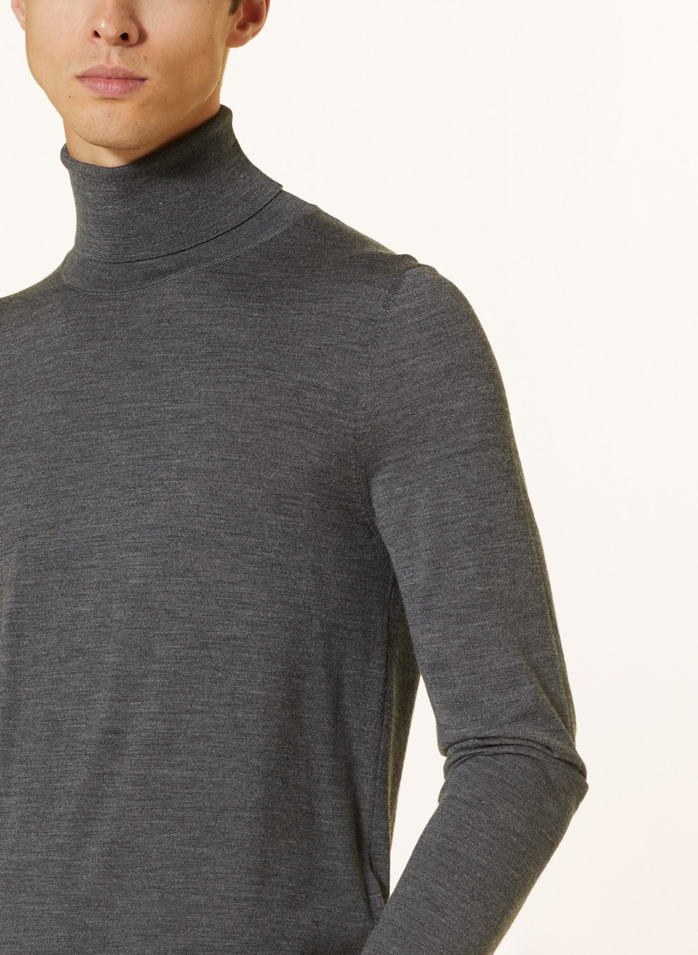 Brioni Turtleneck sweater