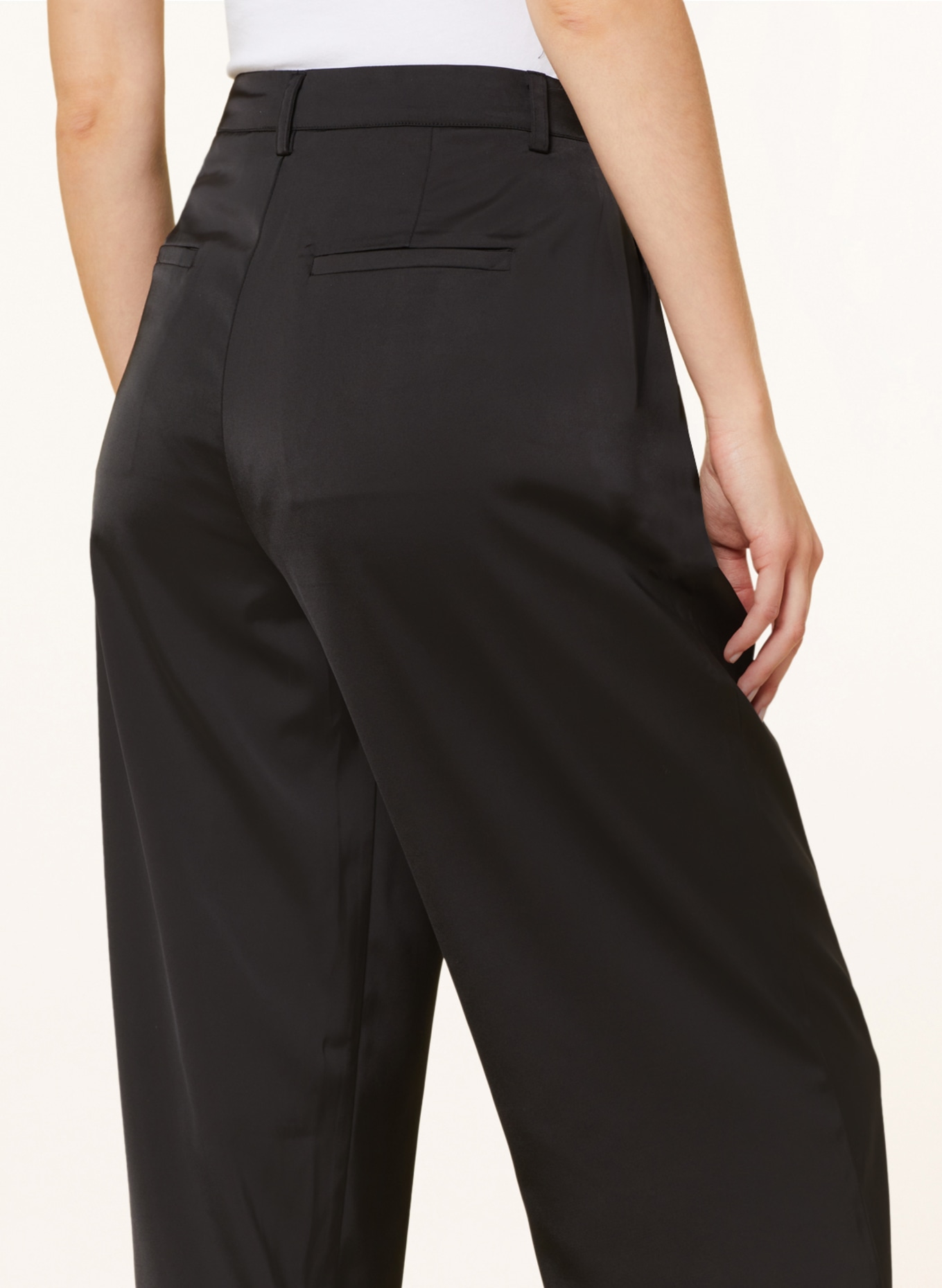 MRS & HUGS Wide leg trousers in satin, Color: BLACK (Image 5)