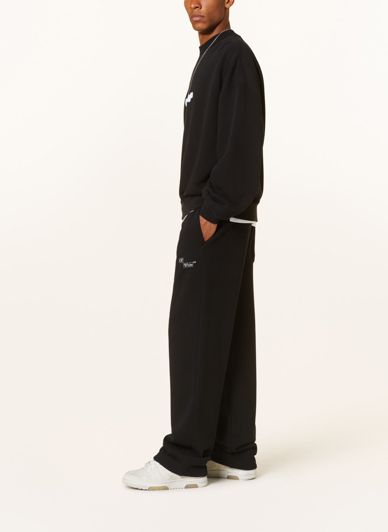 Off-White Pants in jogger style, Color: BLACK (Image 4)
