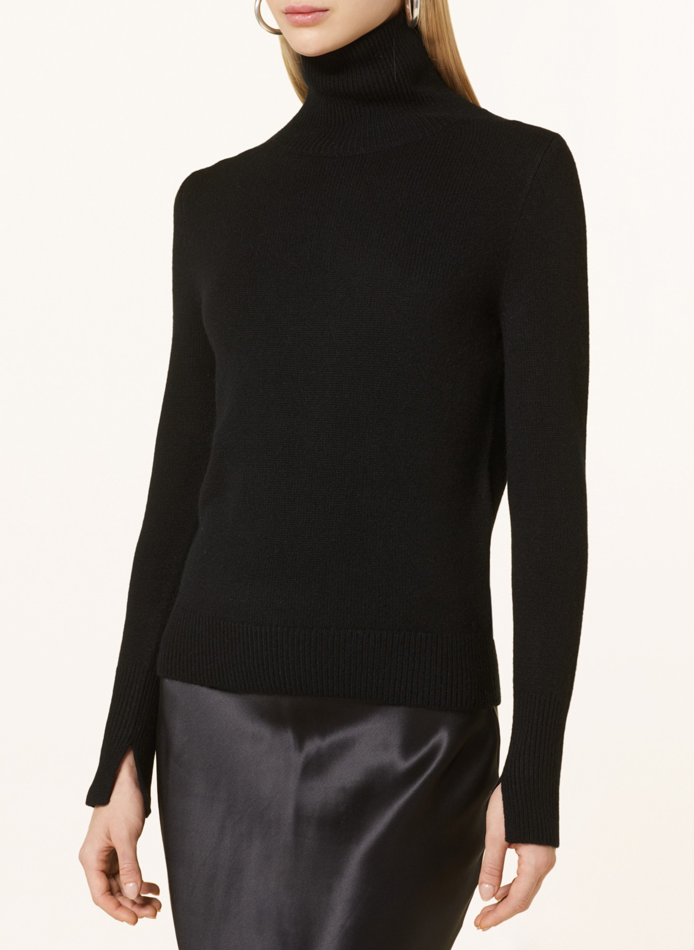 JOSEPH Turtleneck sweater in cashmere, Color: BLACK (Image 4)