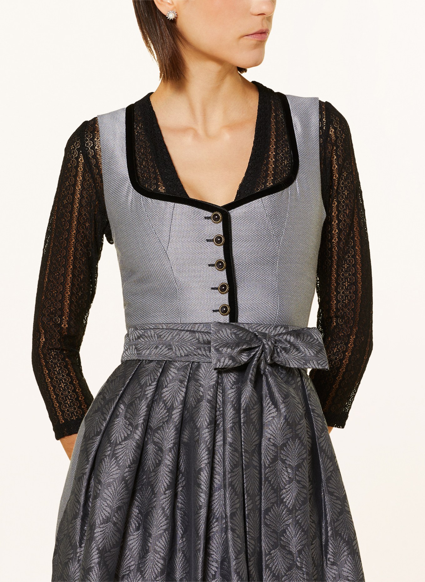 AlpenHERZ Dirndl blouse NAOMI in lace with 3/4 sleeves, Color: BLACK (Image 3)