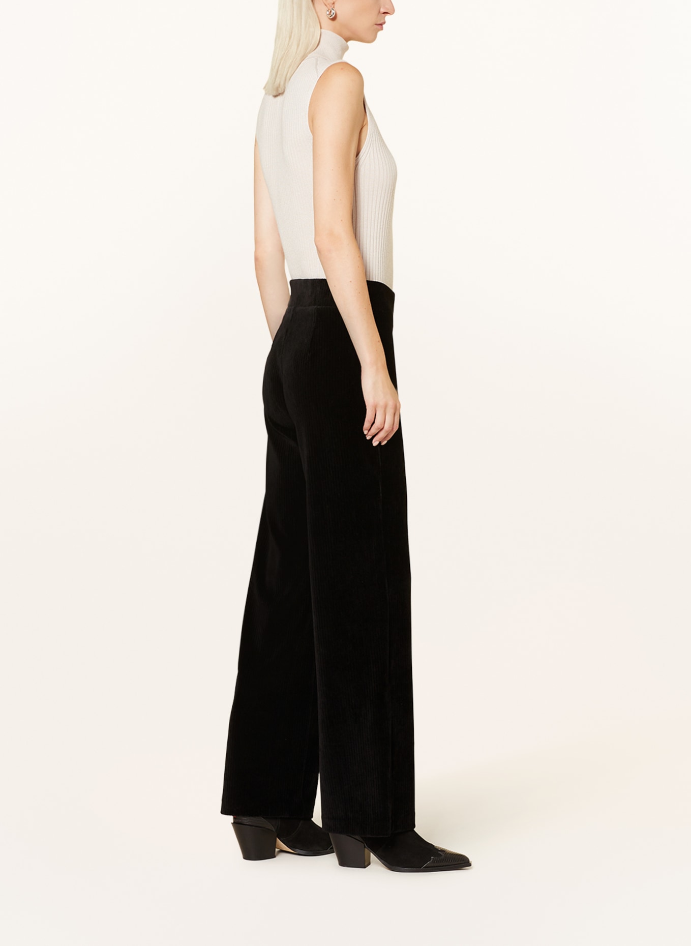 Marc O'Polo Wide leg trousers made of corduroy, Color: BLACK (Image 4)