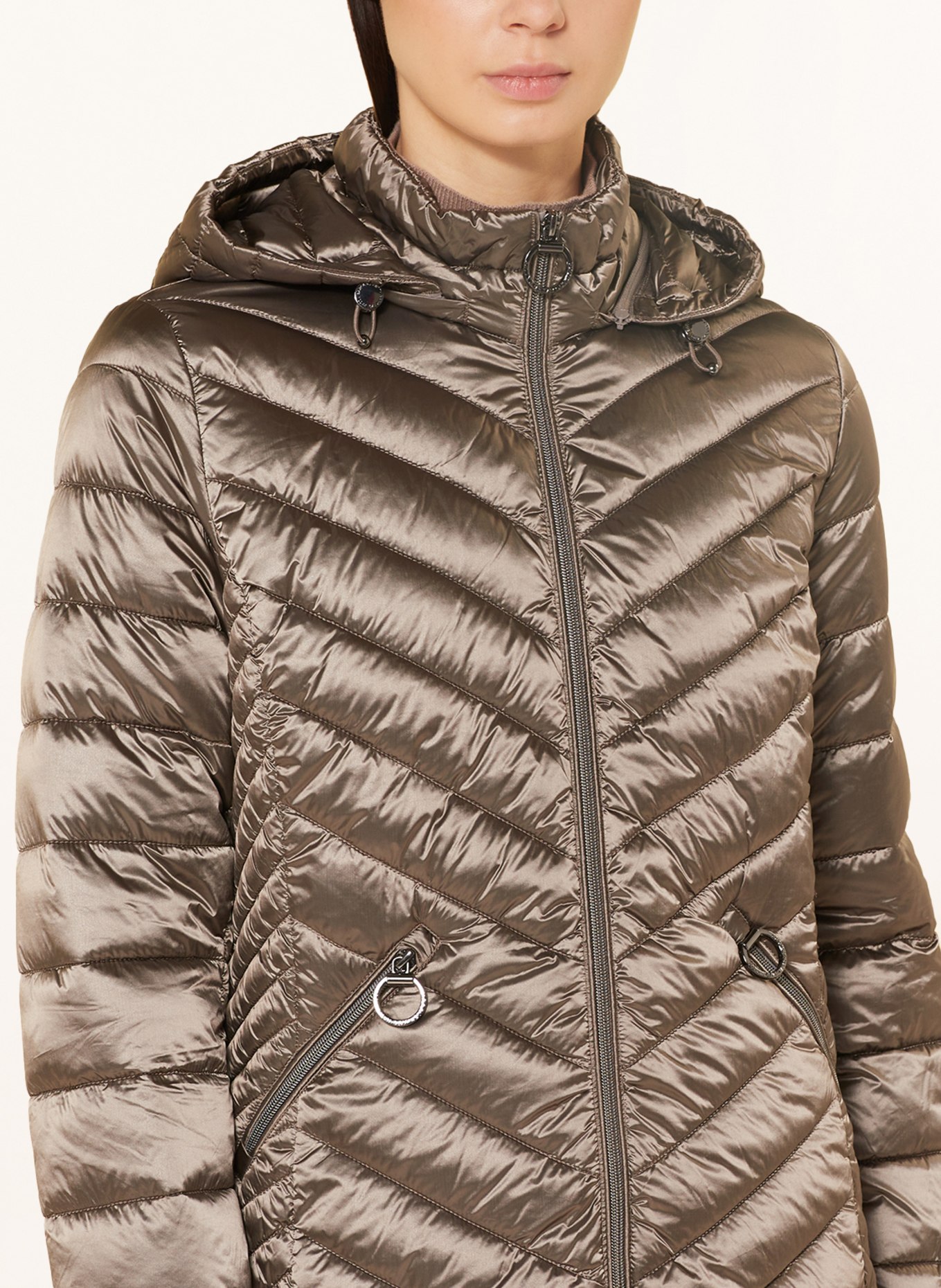Betty Barclay Quilted jacket with detachable hood, Color: TAUPE (Image 4)