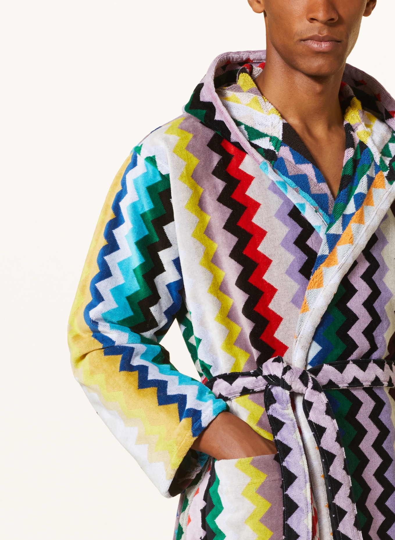MISSONI Home Unisex bathrobe CARLIE with hood, Color: BEIGE/ PURPLE/ GREEN (Image 5)
