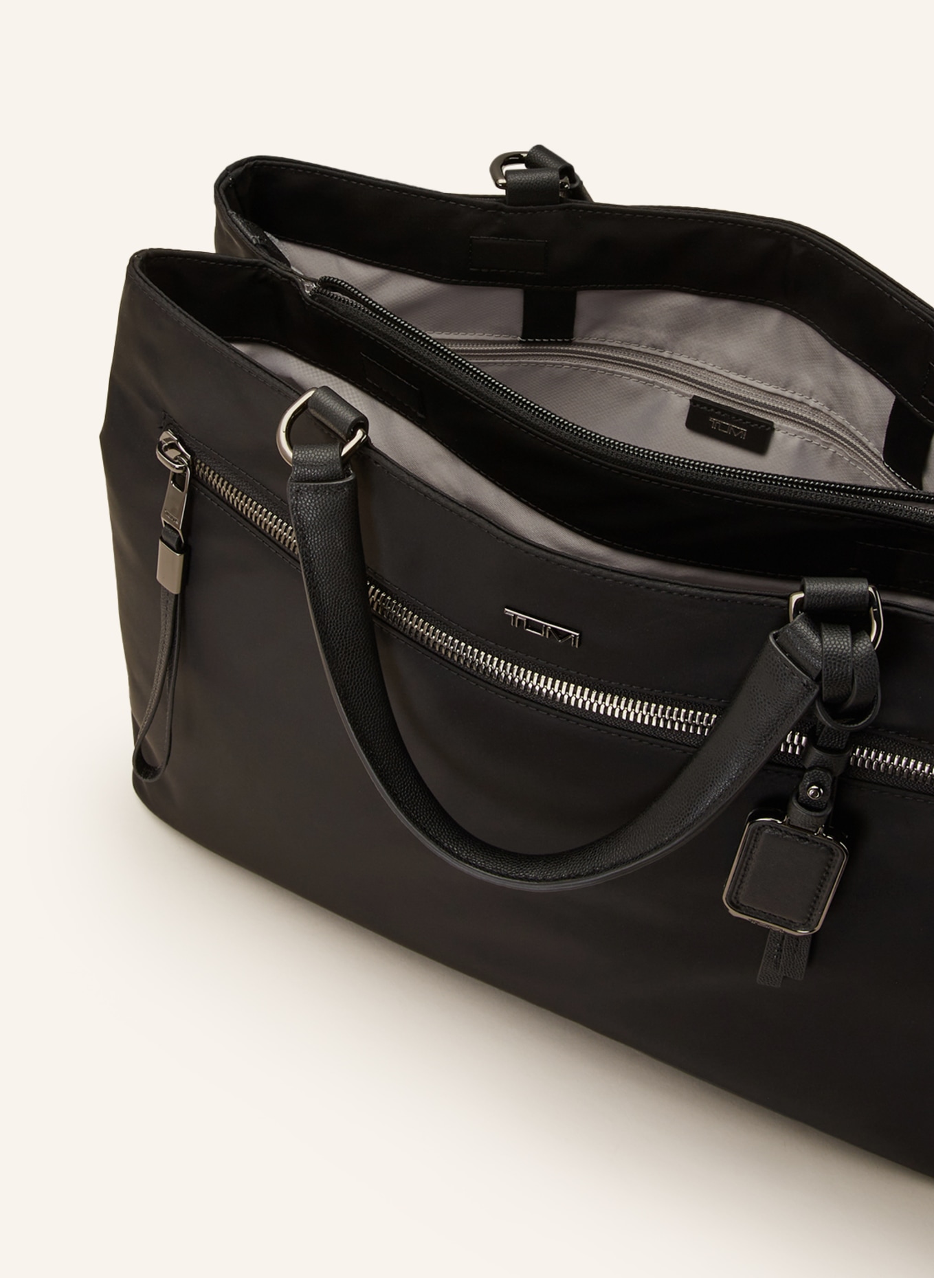 TUMI VOYAGEUR handbag SHIRA with laptop compartment, Color: BLACK (Image 3)