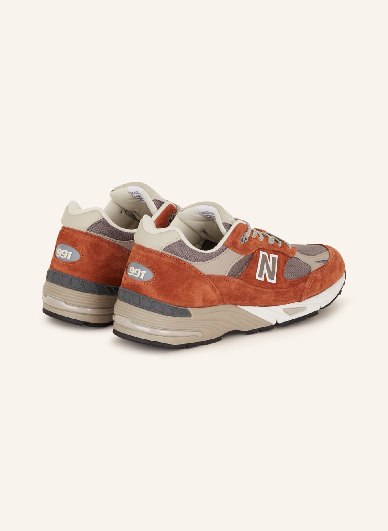 new balance Sneakers M9910W, Color: GRAY/ LIGHT RED (Image 2)