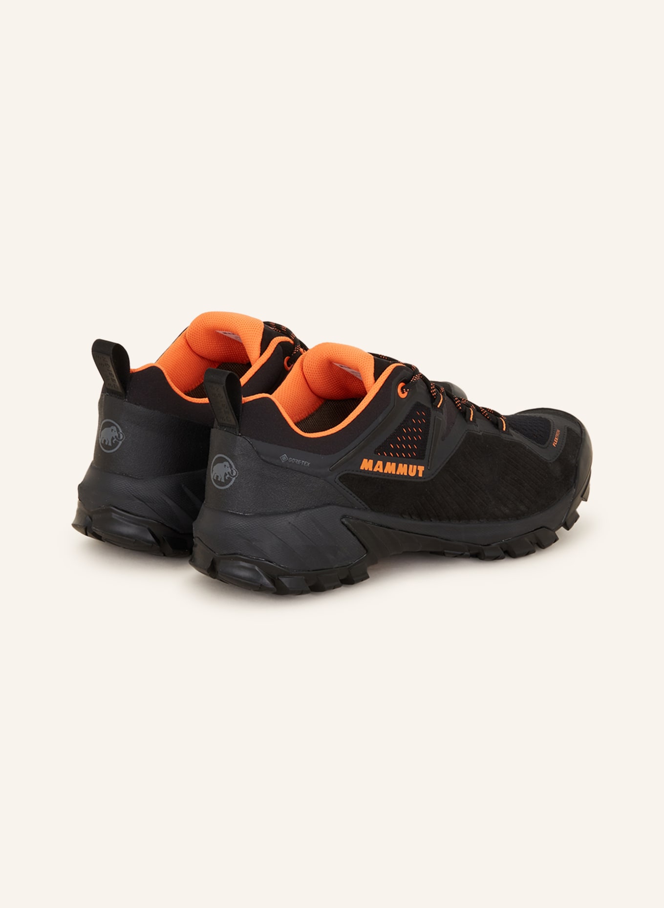 MAMMUT Trekking shoes DUCAN LOW GTX, Color: BLACK/ ORANGE (Image 2)