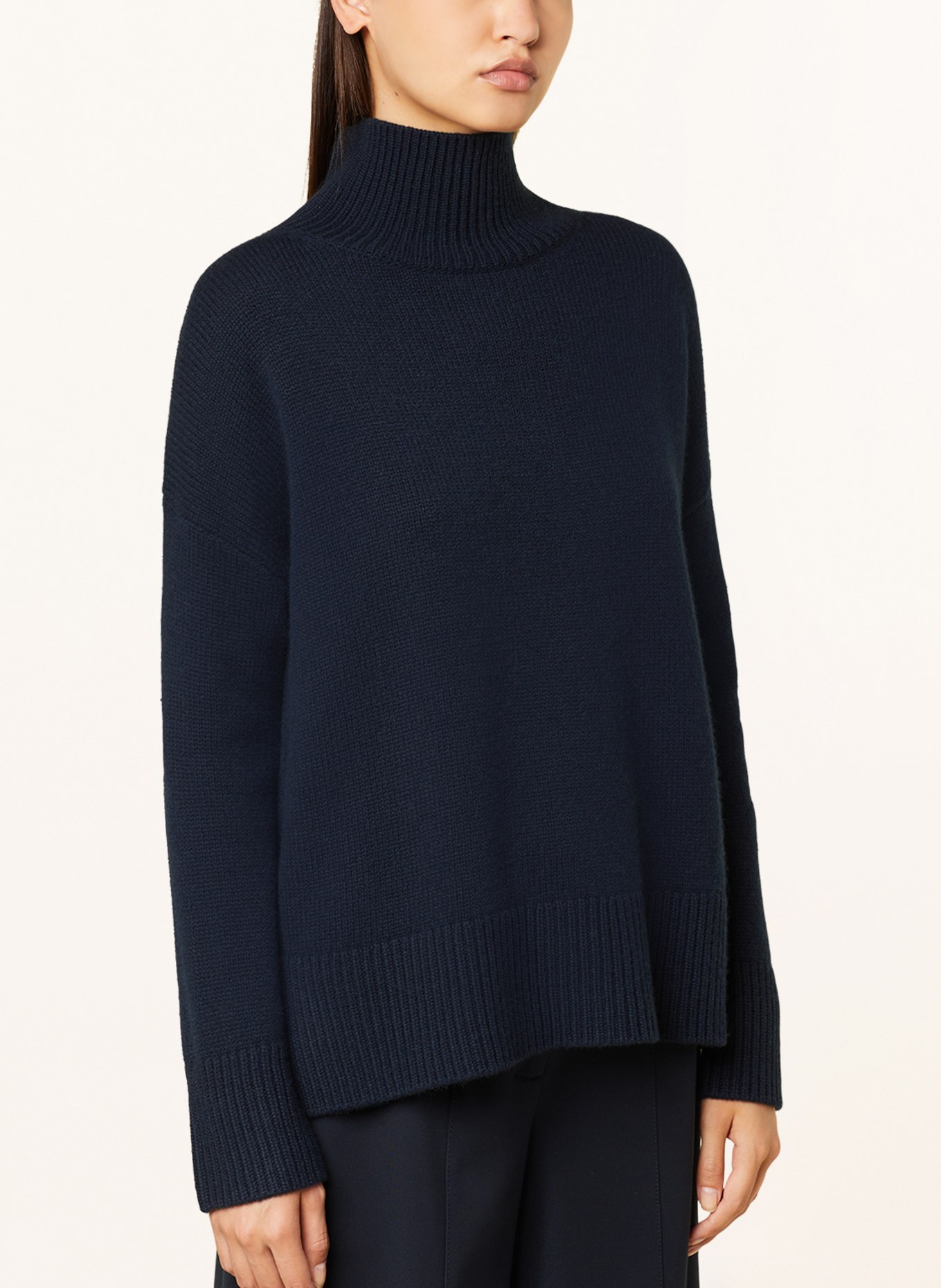 KUJTEN Cashmere sweater ULLA, Color: DARK BLUE (Image 4)