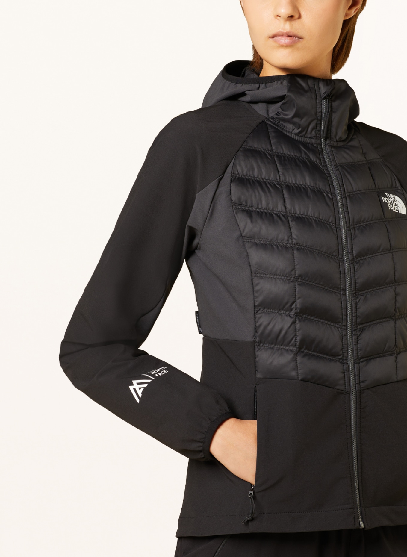 THE NORTH FACE Hybrid quilted jacket MOUNTAIN ATHLETICS LAB HYBRID THERMOBALL™, Color: BLACK/ WHITE (Image 5)