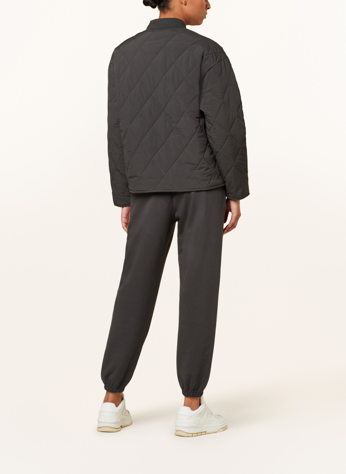 new balance Oversized quilted jacket, Color: DARK GRAY (Image 3)