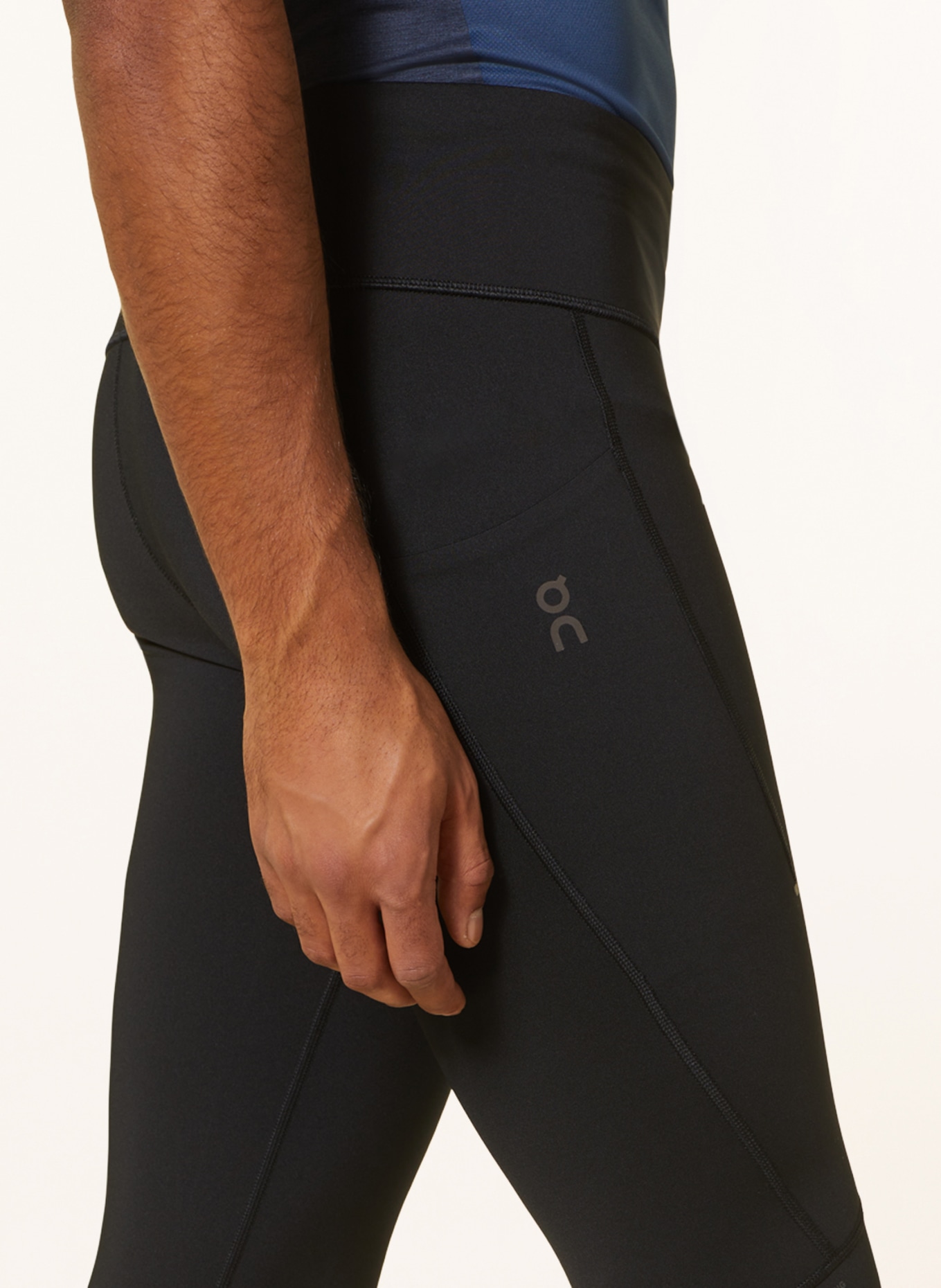 On 7/8 running tights, Color: BLACK (Image 5)