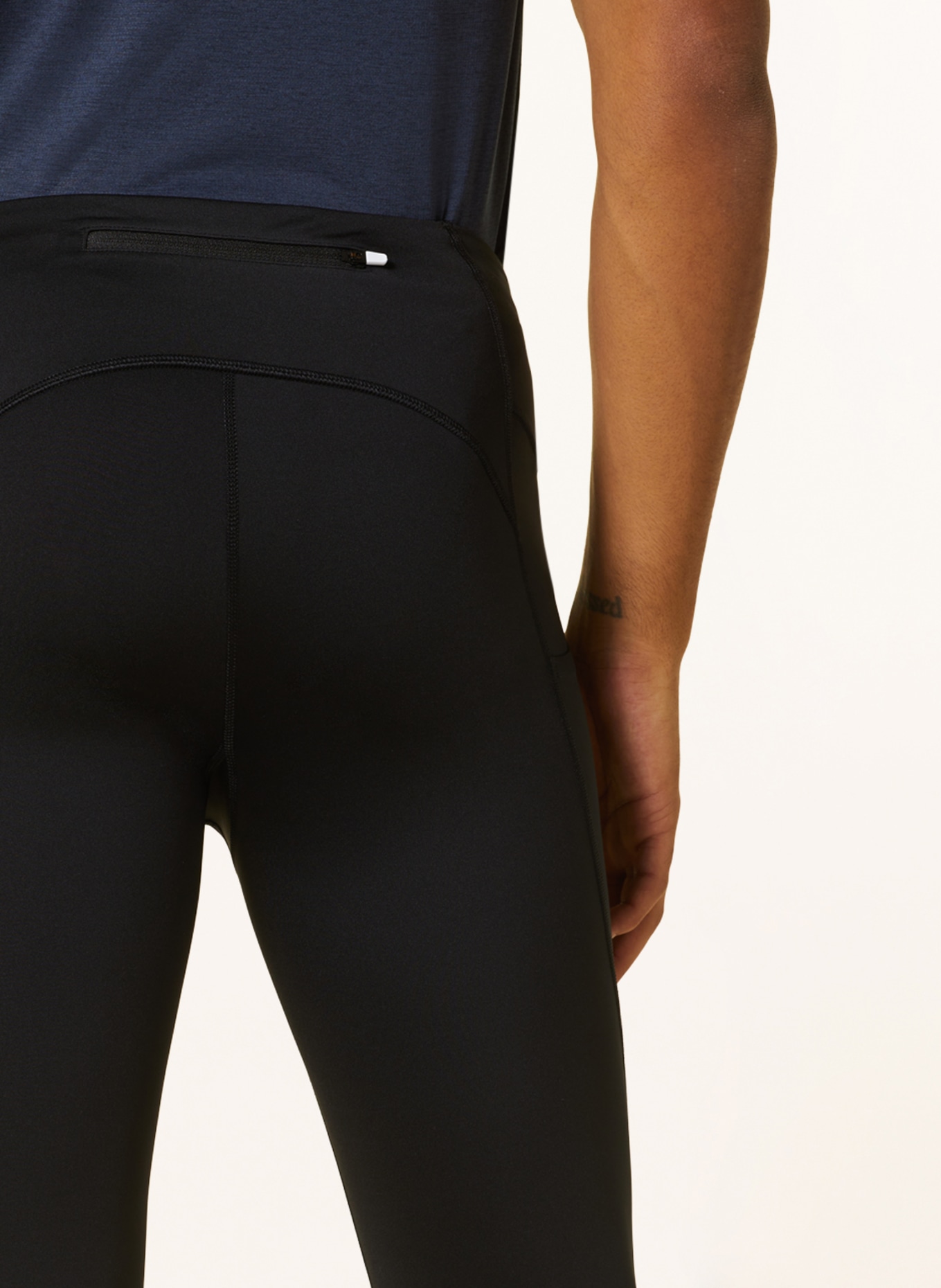 On 7/8 running tights, Color: BLACK (Image 6)