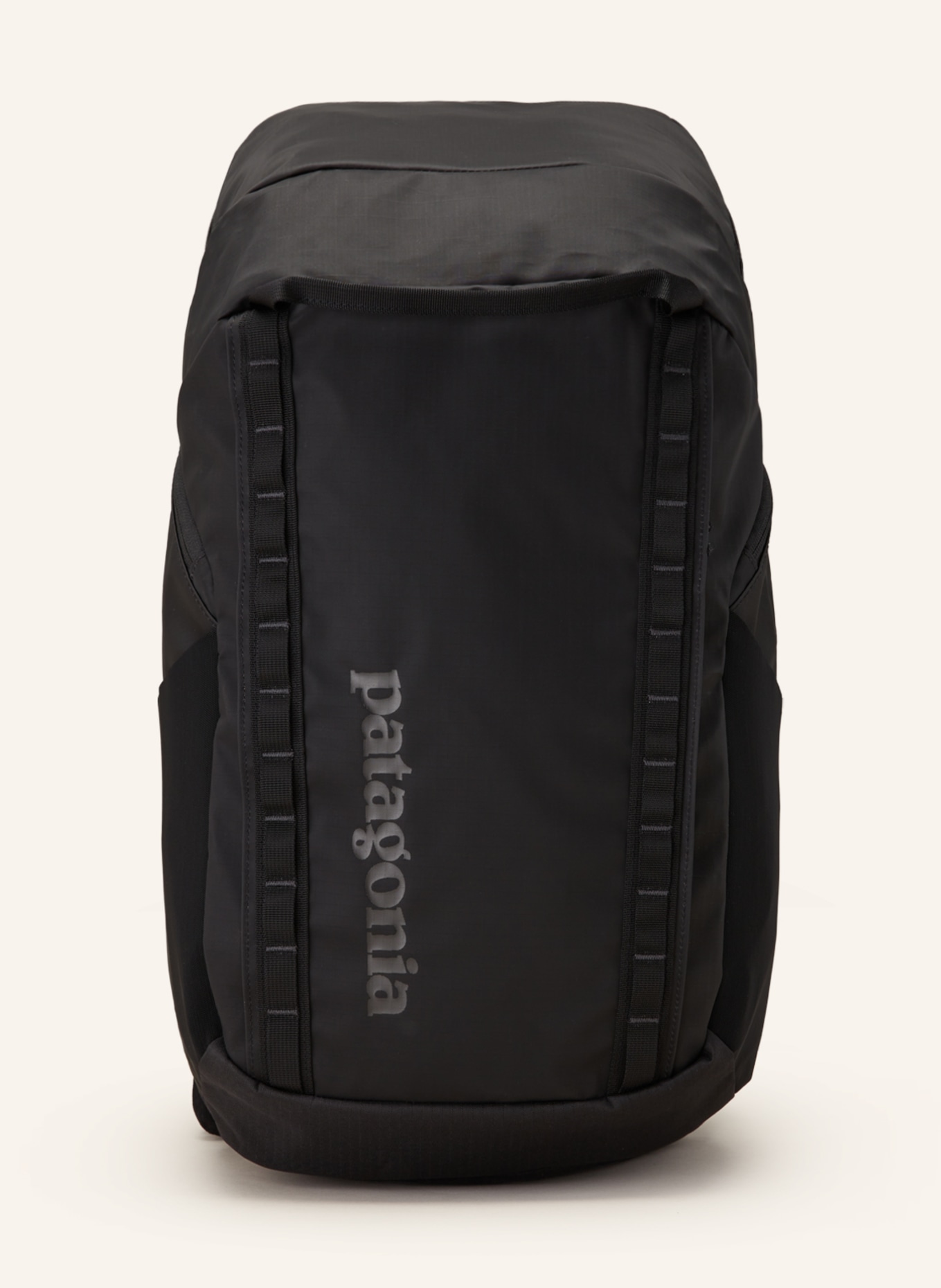 patagonia Backpack BLACK HOLE® 32 l with laptop compartment, Color: BLACK (Image 1)